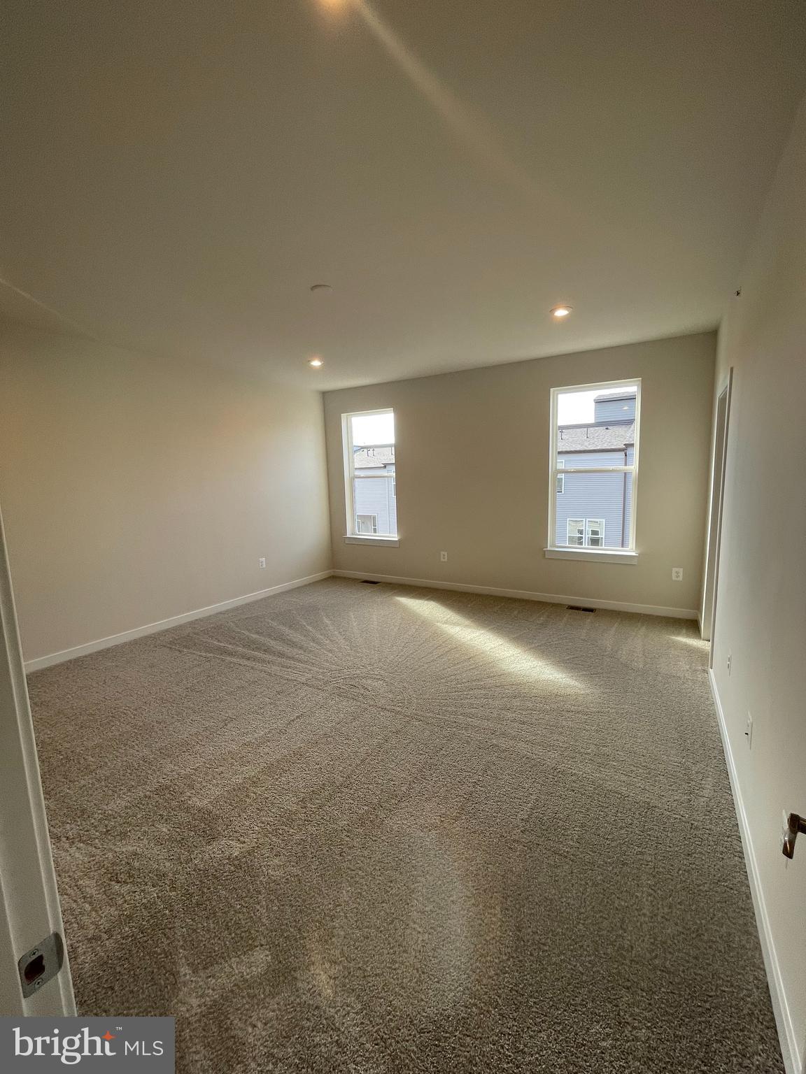 ASHBROOK PLACE - Residential Lease