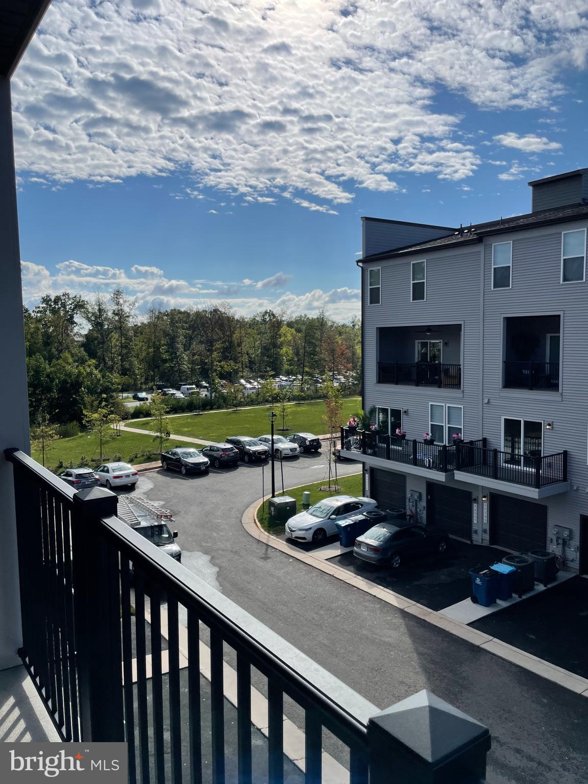 ASHBROOK PLACE - Residential Lease