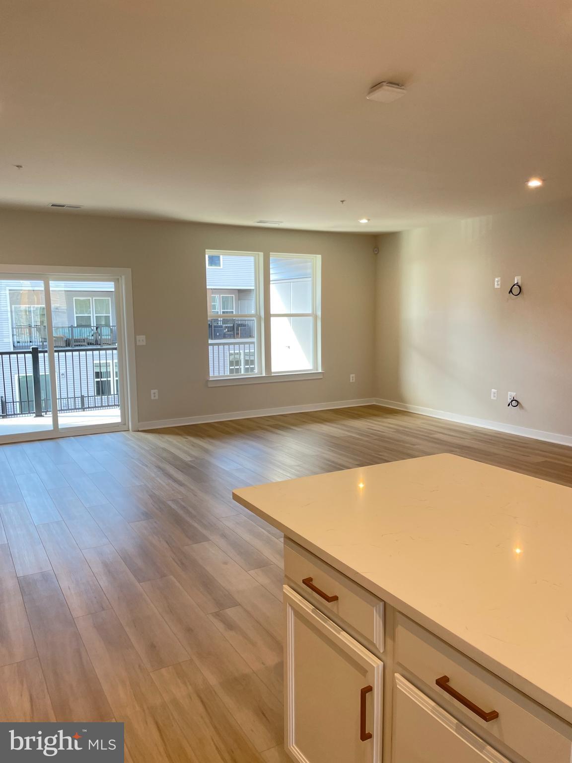 ASHBROOK PLACE - Residential Lease