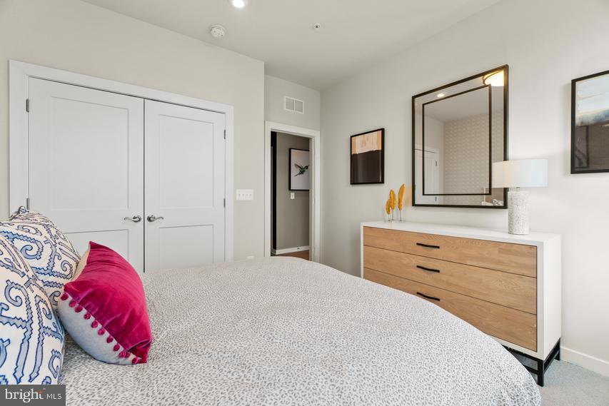 ASHBROOK PLACE - Residential Lease