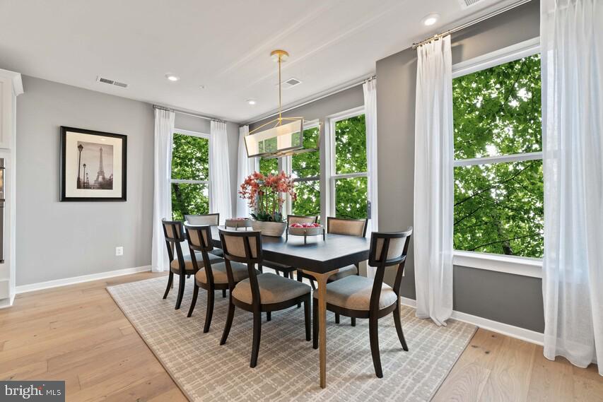 ASHBROOK PLACE - Residential Lease