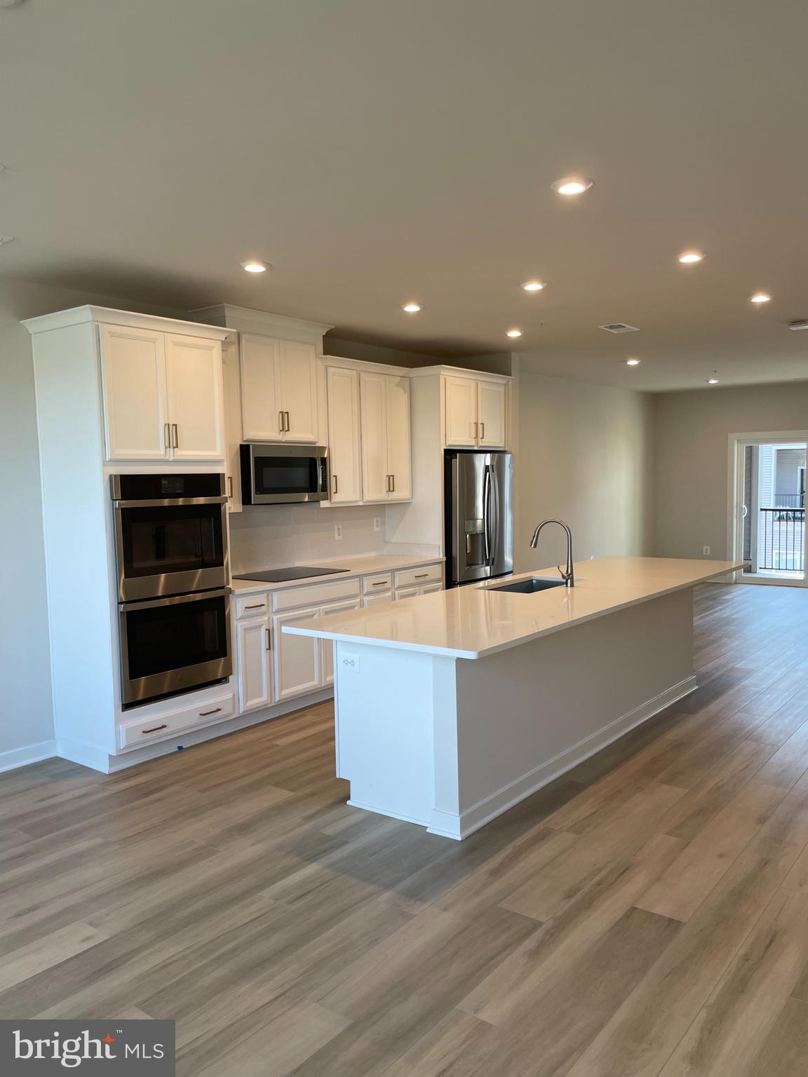 ASHBROOK PLACE - Residential Lease