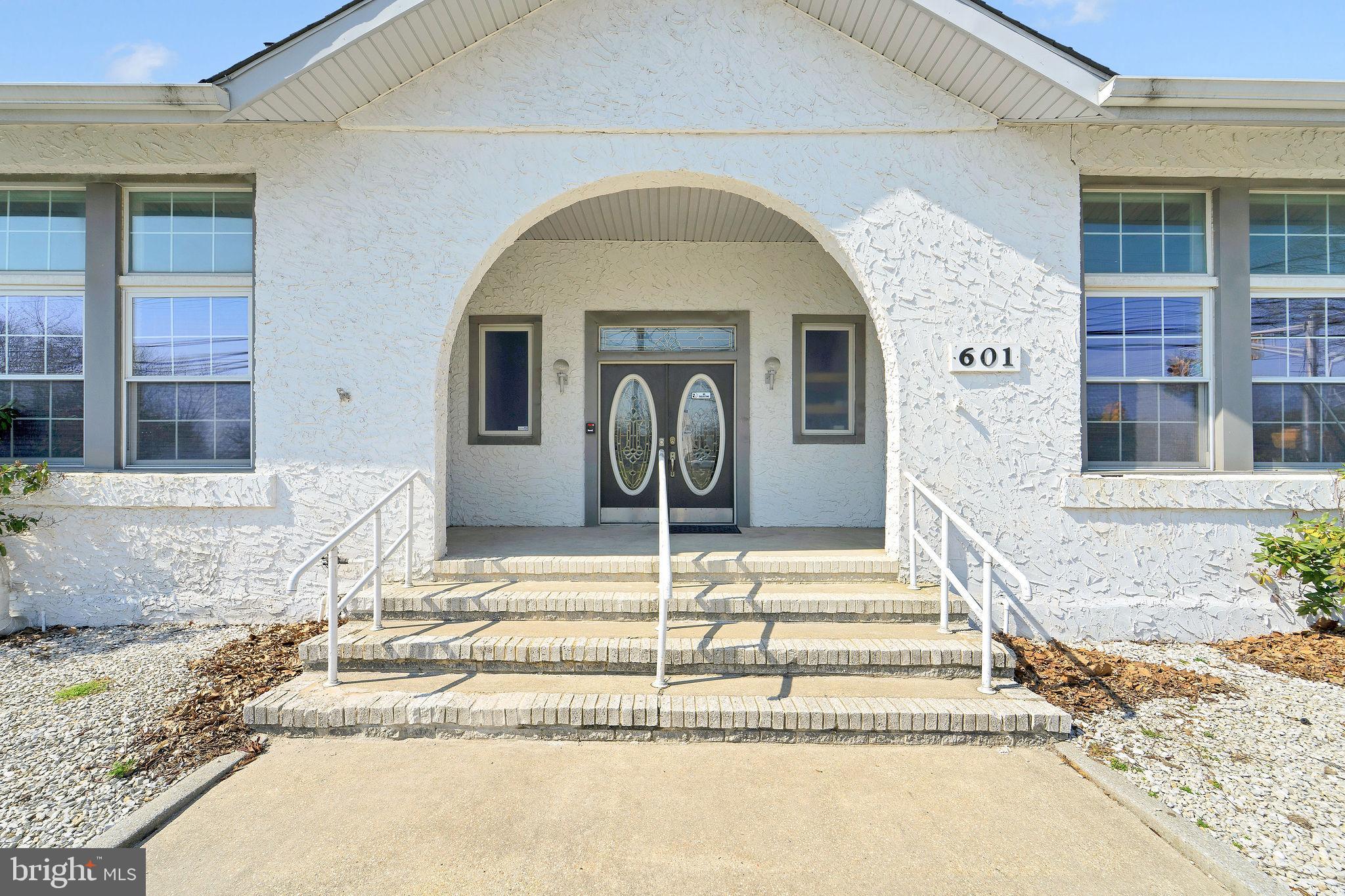 601-607 WHITE HORSE PIKE