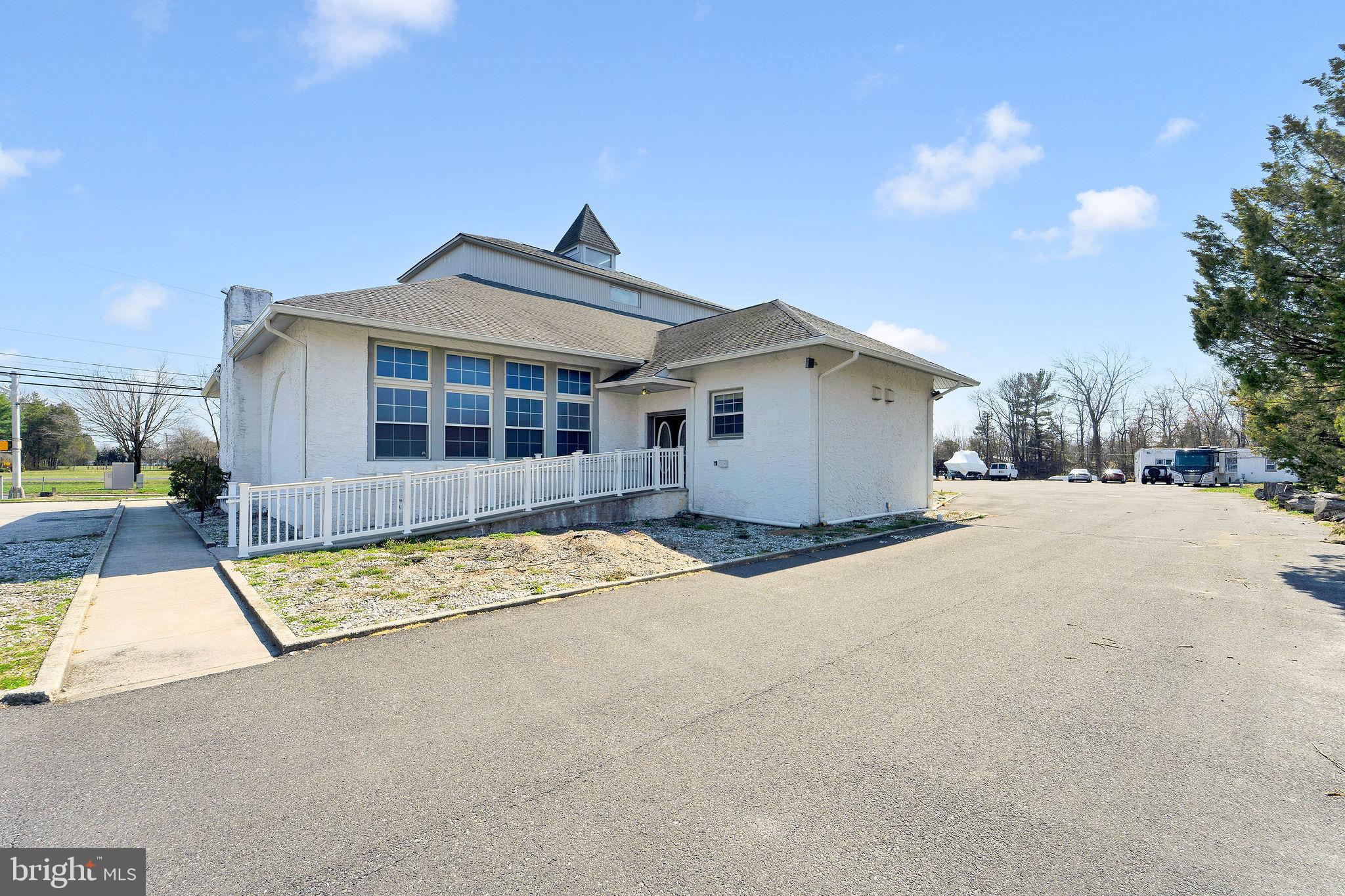 601-607 WHITE HORSE PIKE