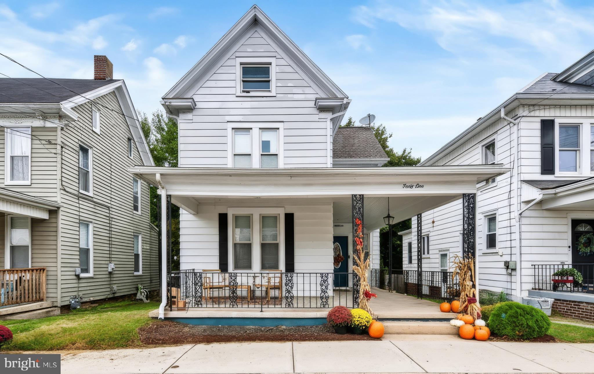 41 E MAPLE STREET