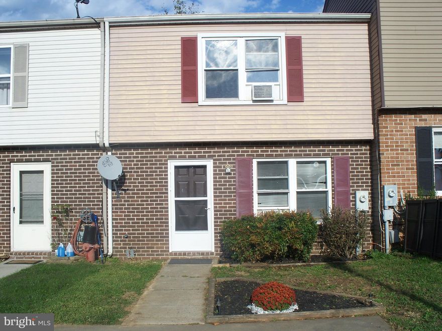 Freshly painted 3 bedroom townhome conveniently located close to shopping and recreation.   Playground and public pool within walking distance.  1st floor living room, kitchen and laundry.  Plenty of closet space and pantry.  Upgraded sliding glass door leads to level fenced in yard and shed.  2nd floor offers 3 bedrooms with new carpet.  Primary bedroom with walk-in closet and extra shelving.  Another walk in closet and linen closet convenient to the bath.  Call to check out this great home!