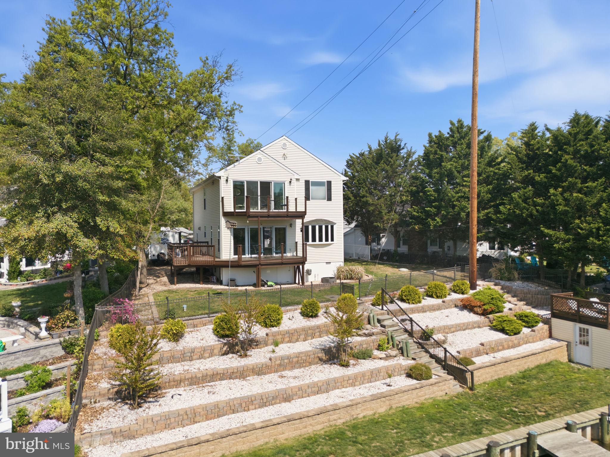 UPPER MAGOTHY BEACH - Residential