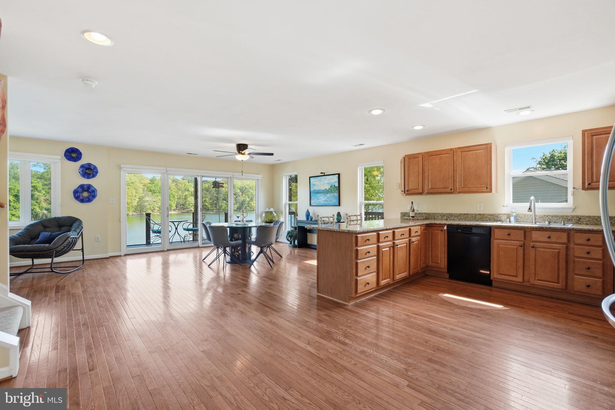 UPPER MAGOTHY BEACH - Residential