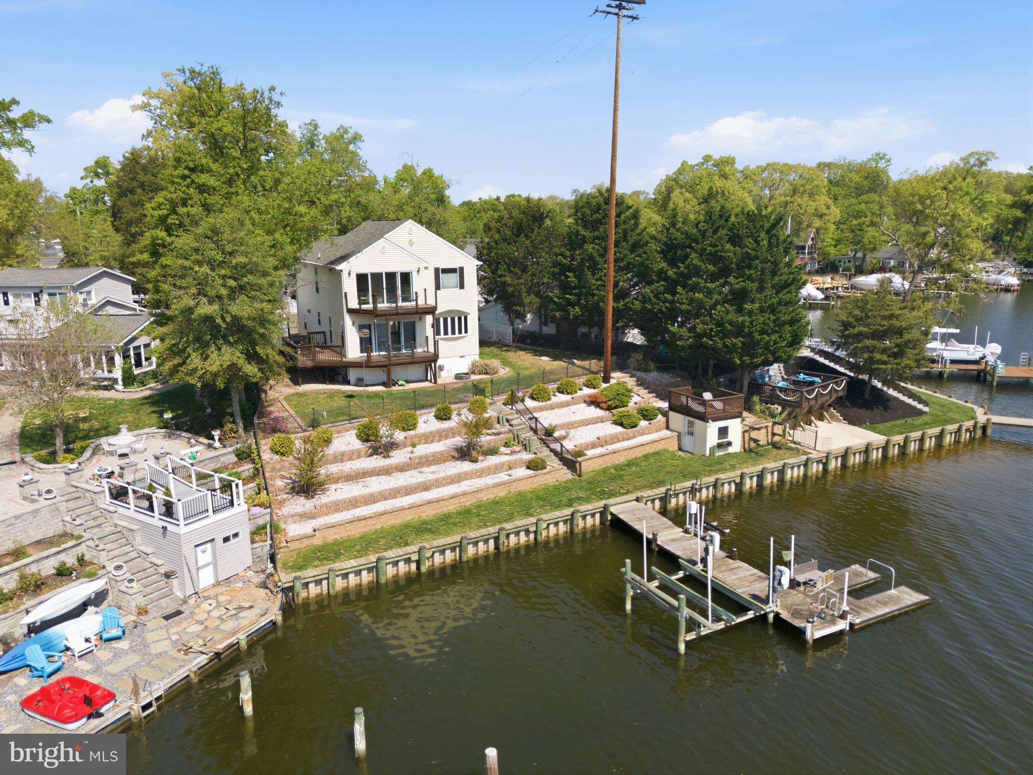 UPPER MAGOTHY BEACH - Residential