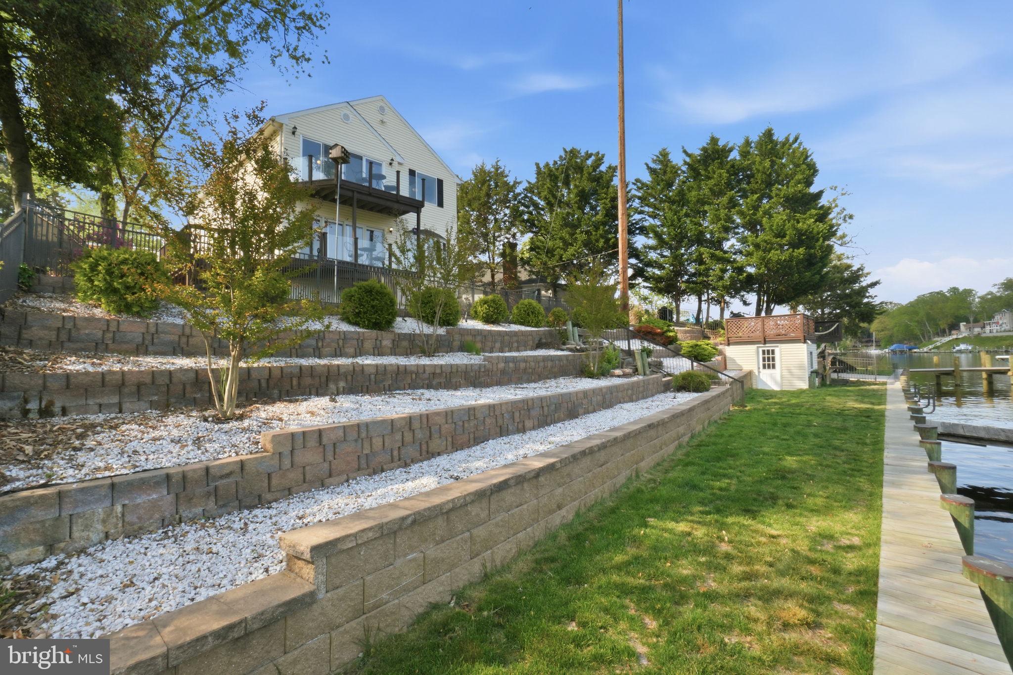 UPPER MAGOTHY BEACH - Residential