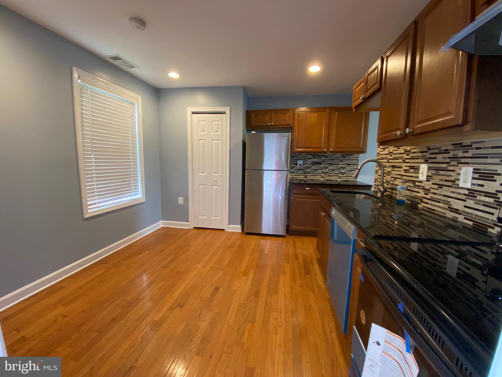 FOREST SPRING CONDO-PHAS - Residential