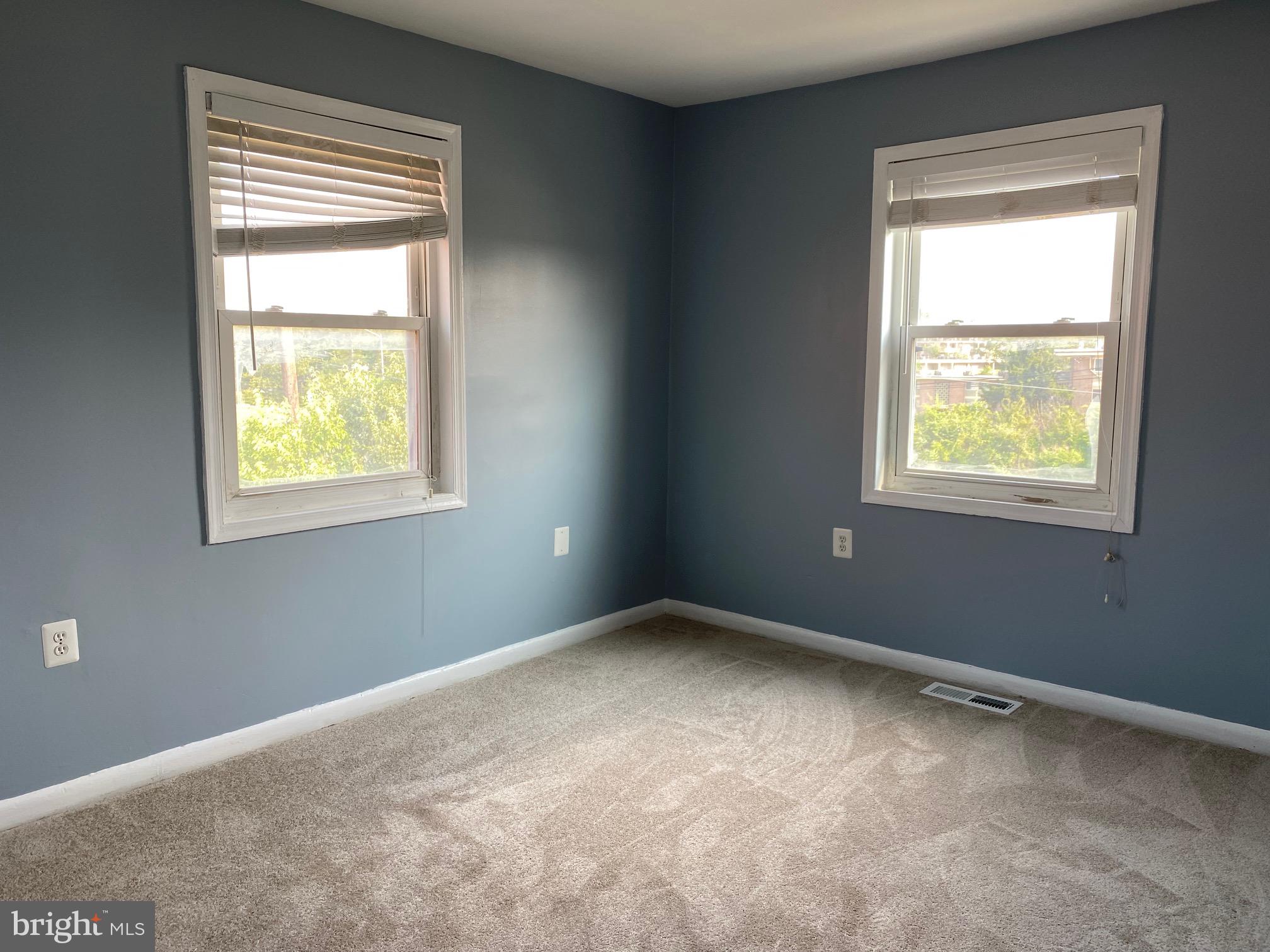 FOREST SPRING CONDO-PHAS - Residential