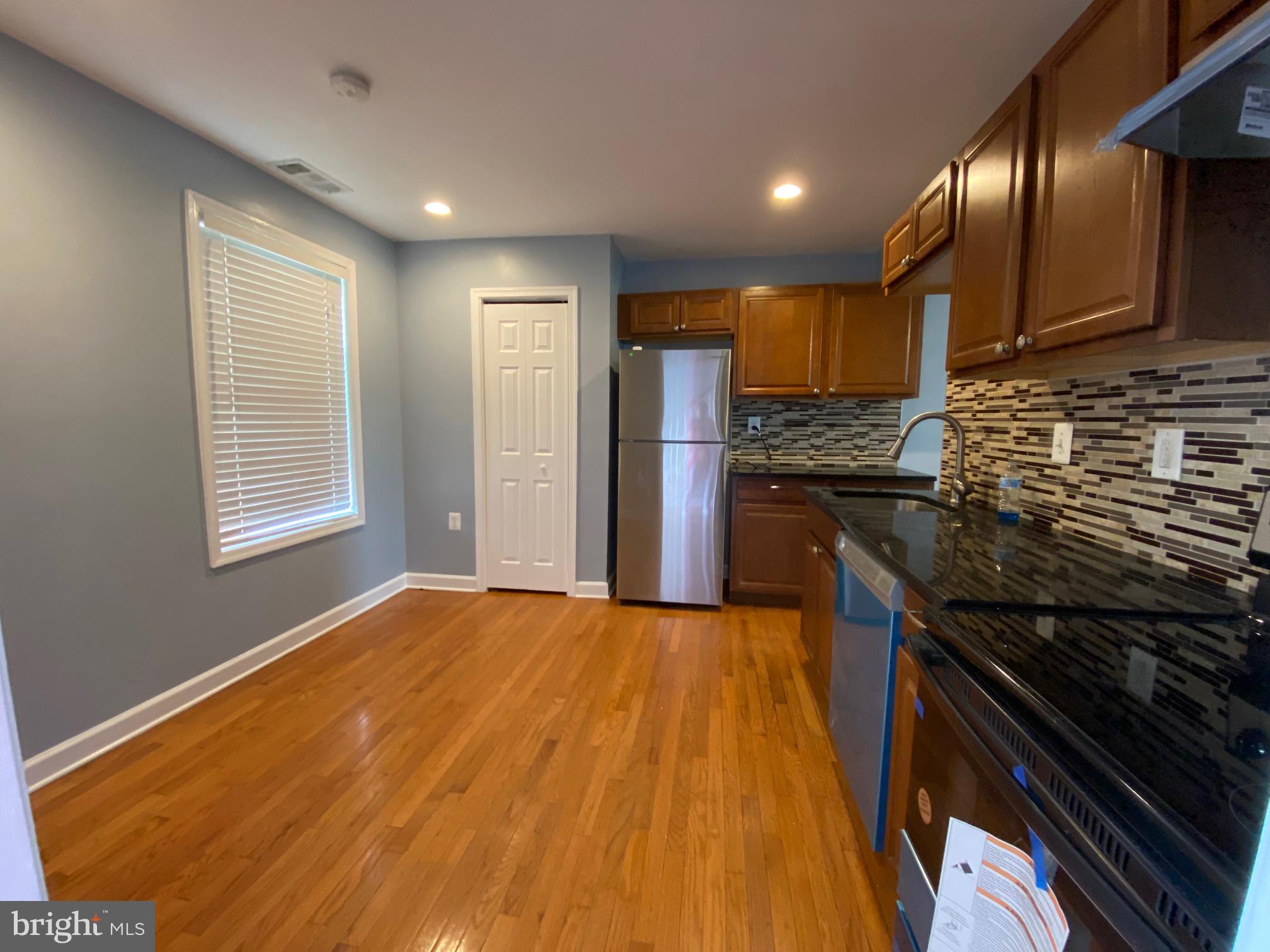 FOREST SPRING CONDO-PHAS - Residential