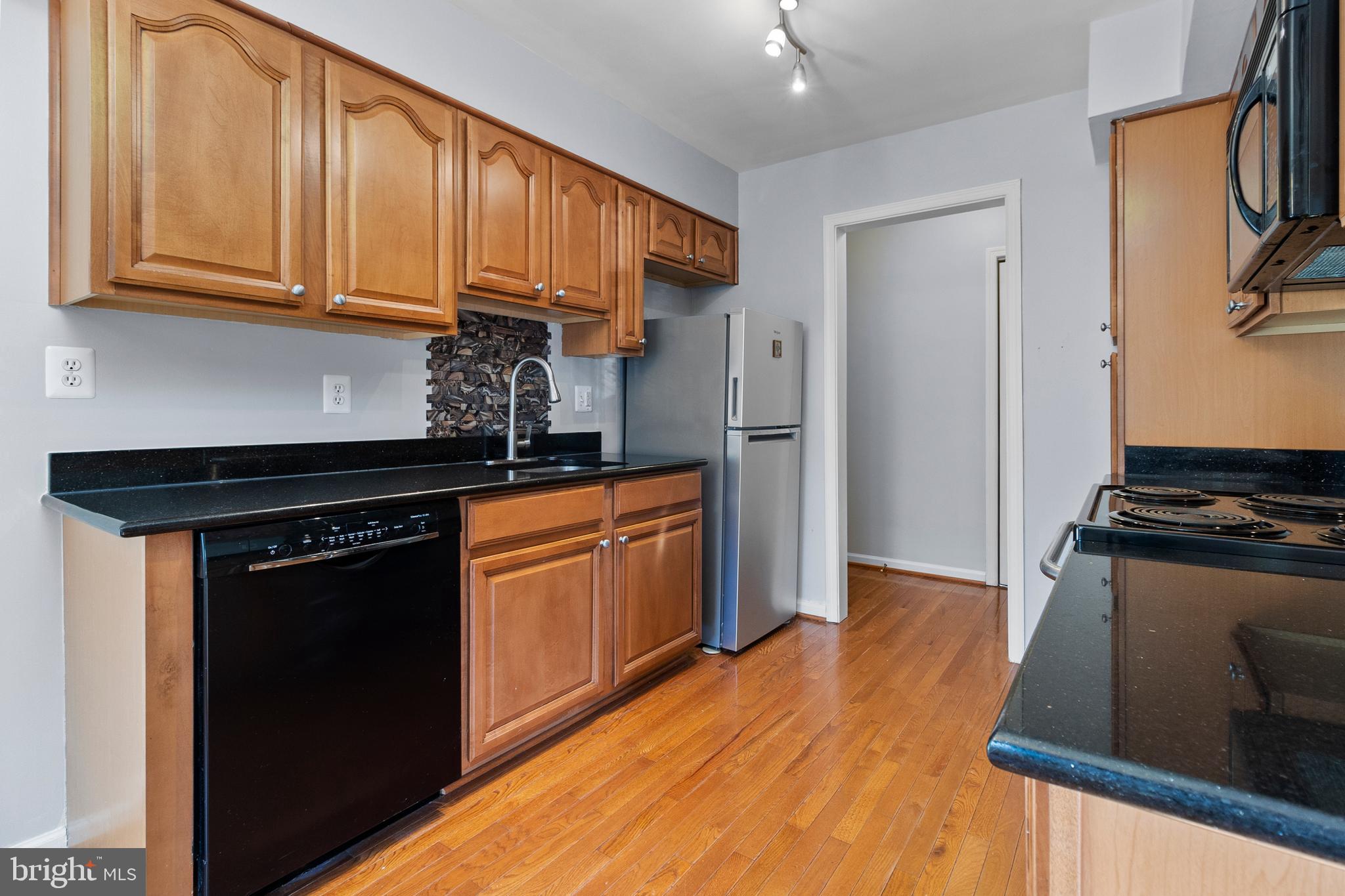 REGENCY AT BAILEYS - Residential