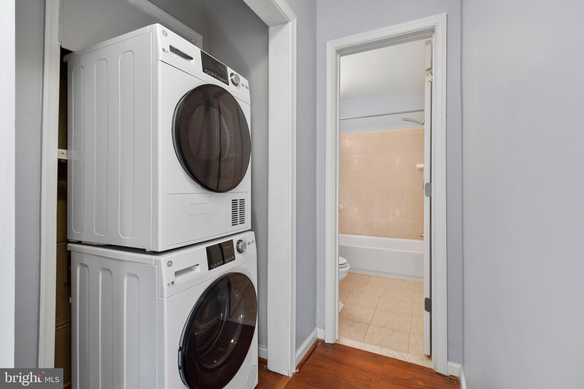 REGENCY AT BAILEYS - Residential