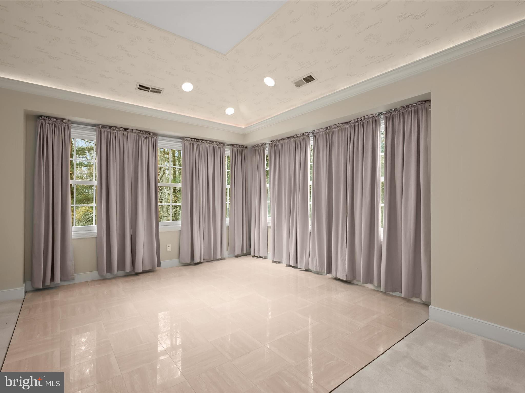 WATERFORD - Residential