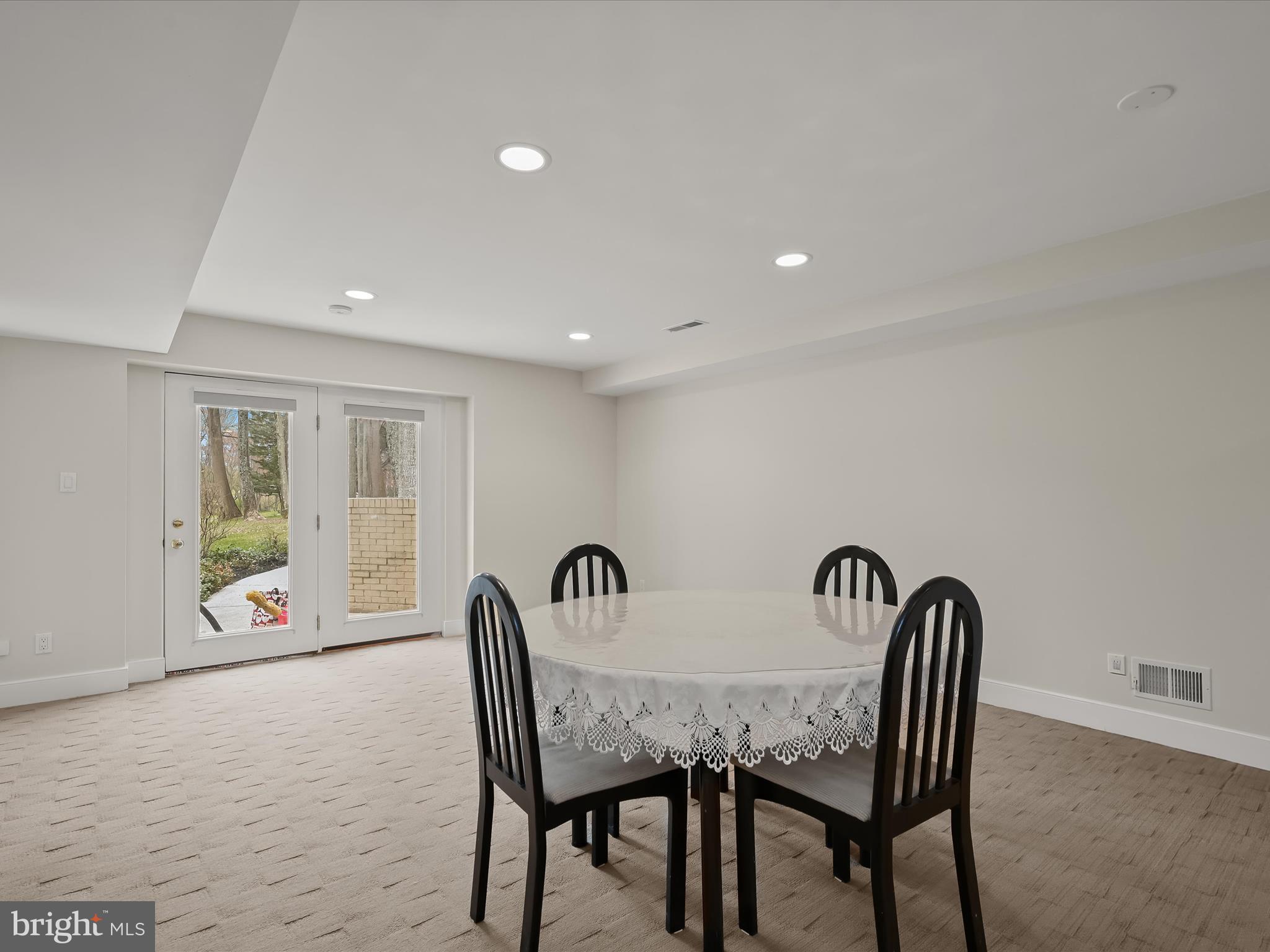 WATERFORD - Residential