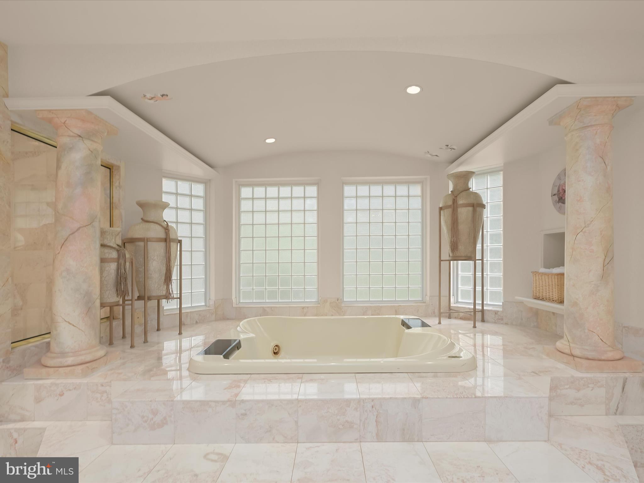 WATERFORD - Residential