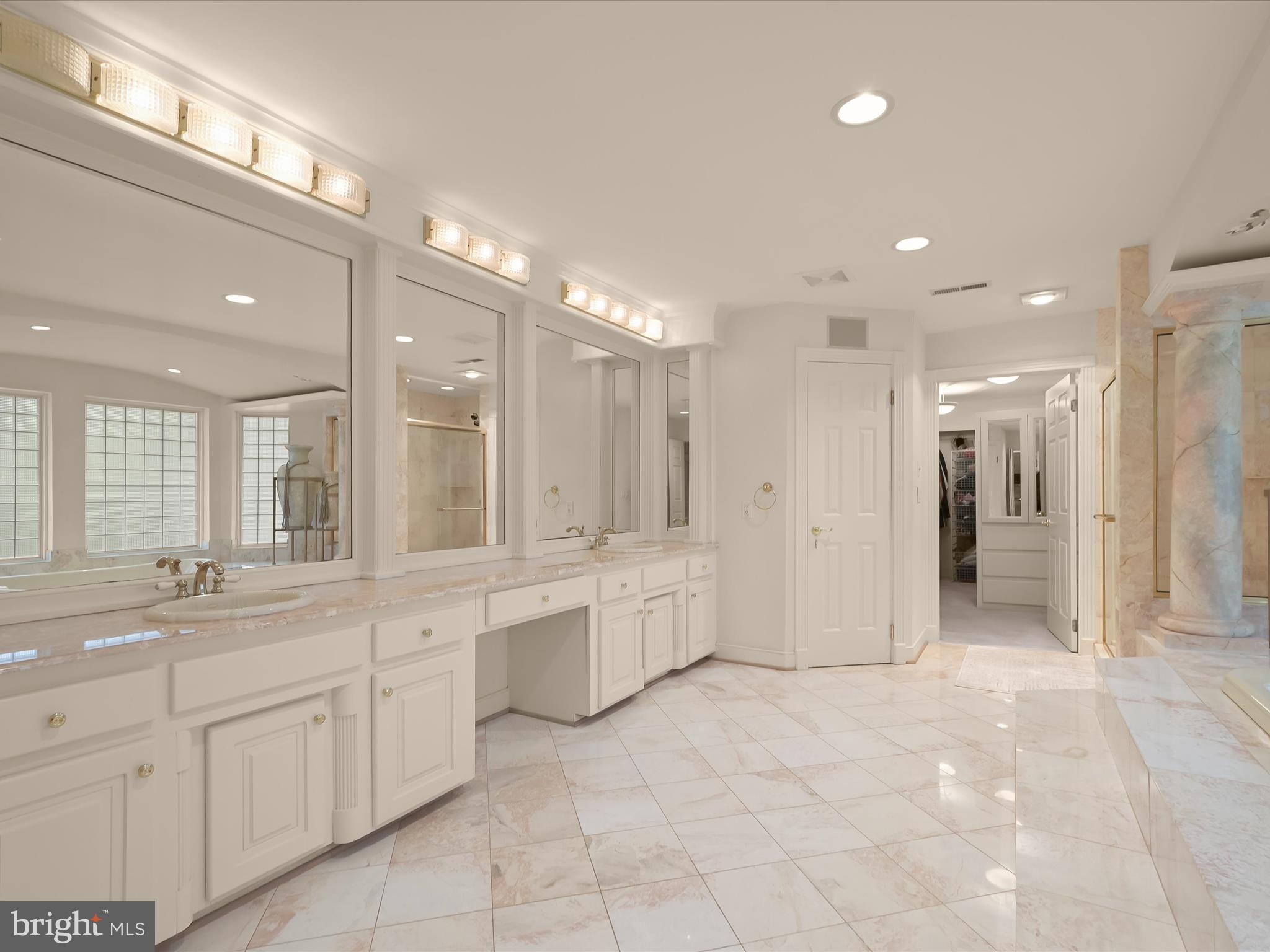 WATERFORD - Residential