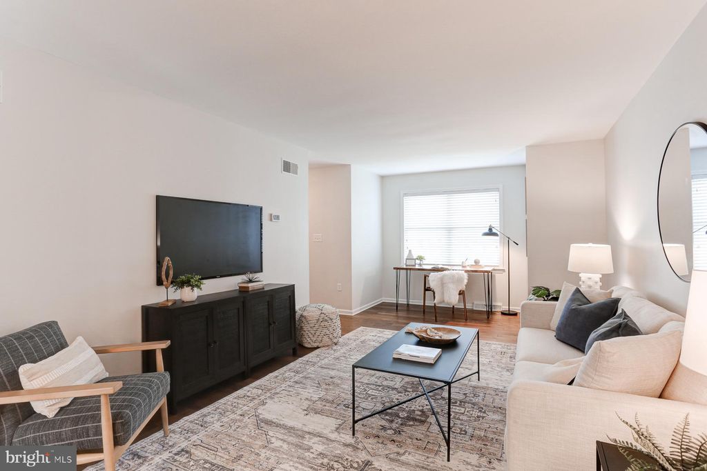 Photo of 12 Edgewood Drive, Lititz, PA 17543 (MLS # PALA2054852)