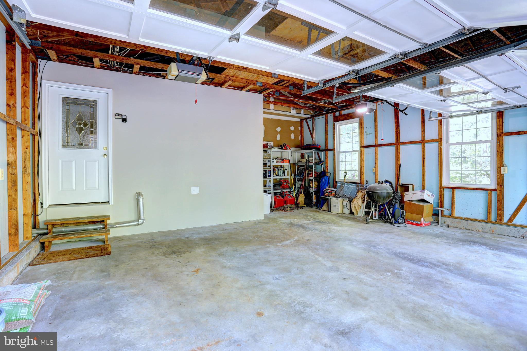 HIGH POINT - Residential