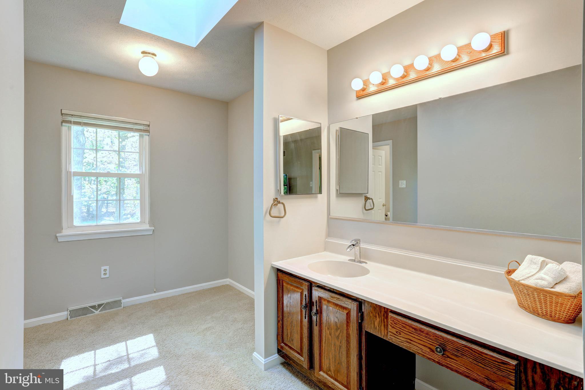 HIGH POINT - Residential