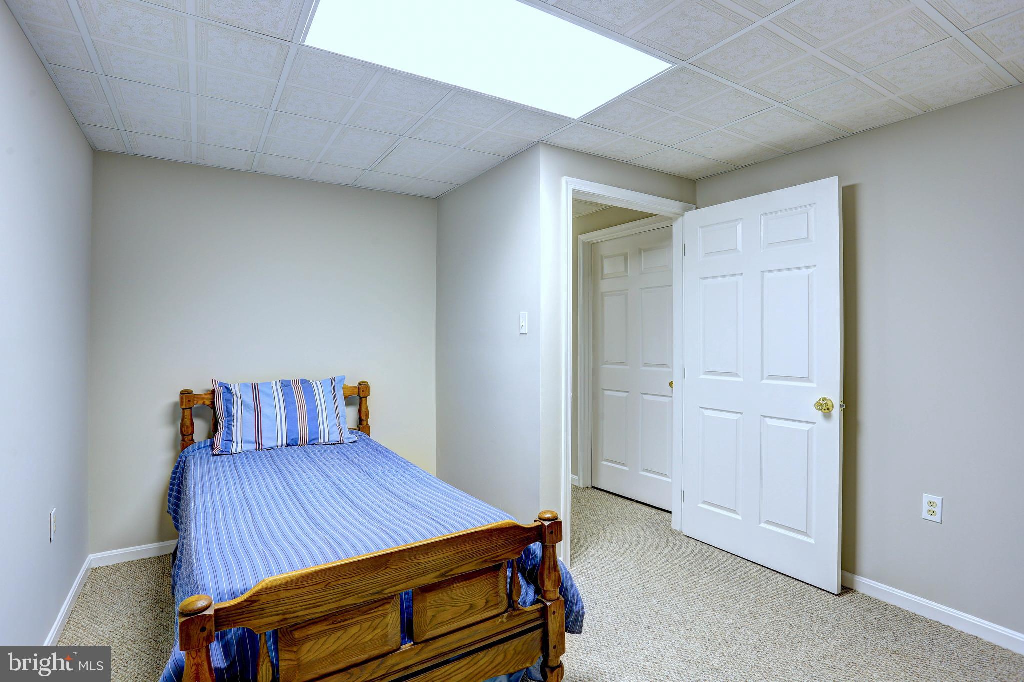 HIGH POINT - Residential