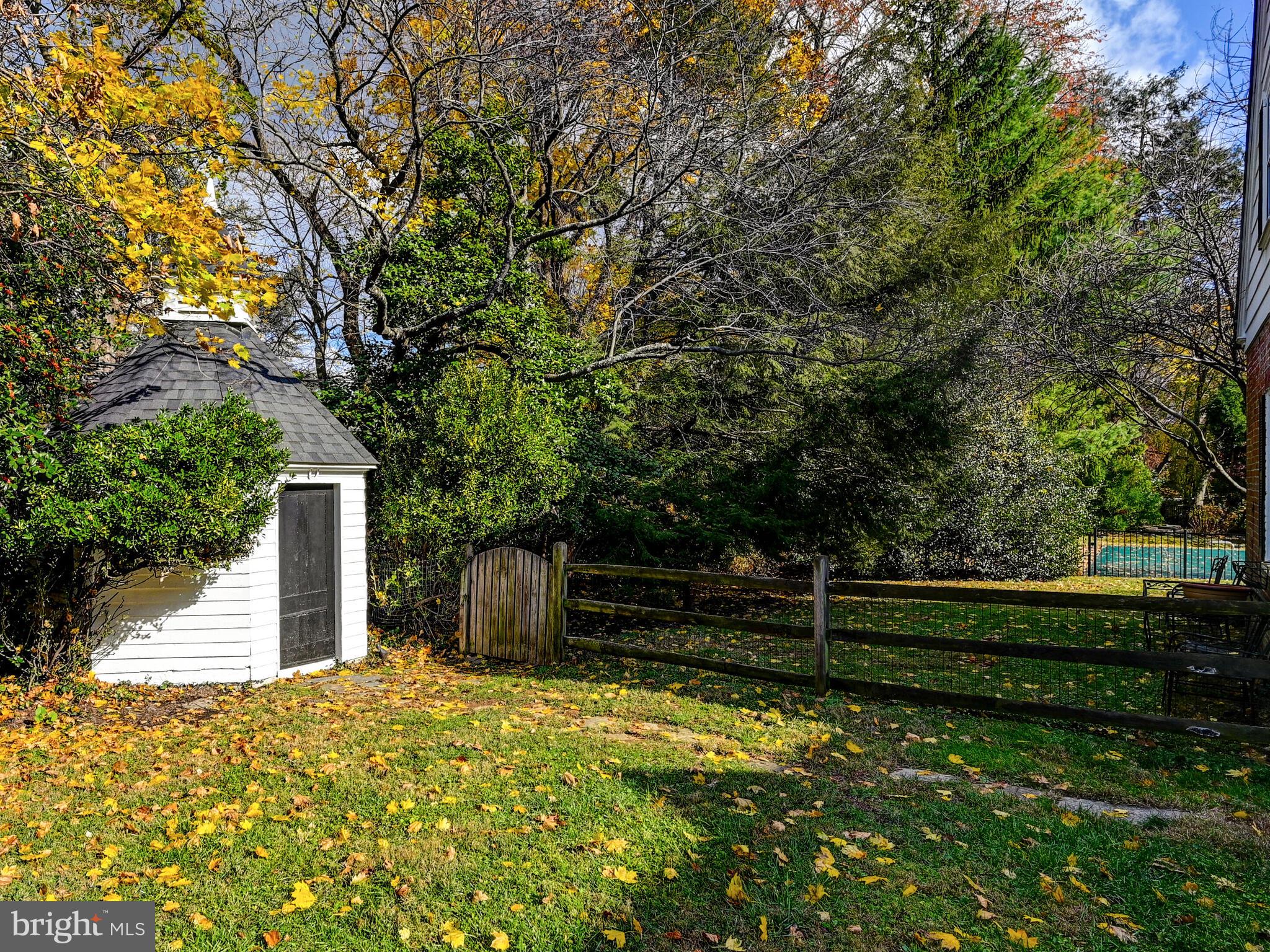 RUXTON - Residential