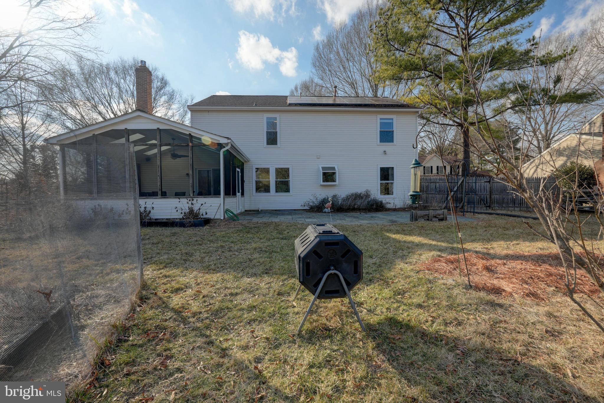 POTOMAC CROSSING - Residential