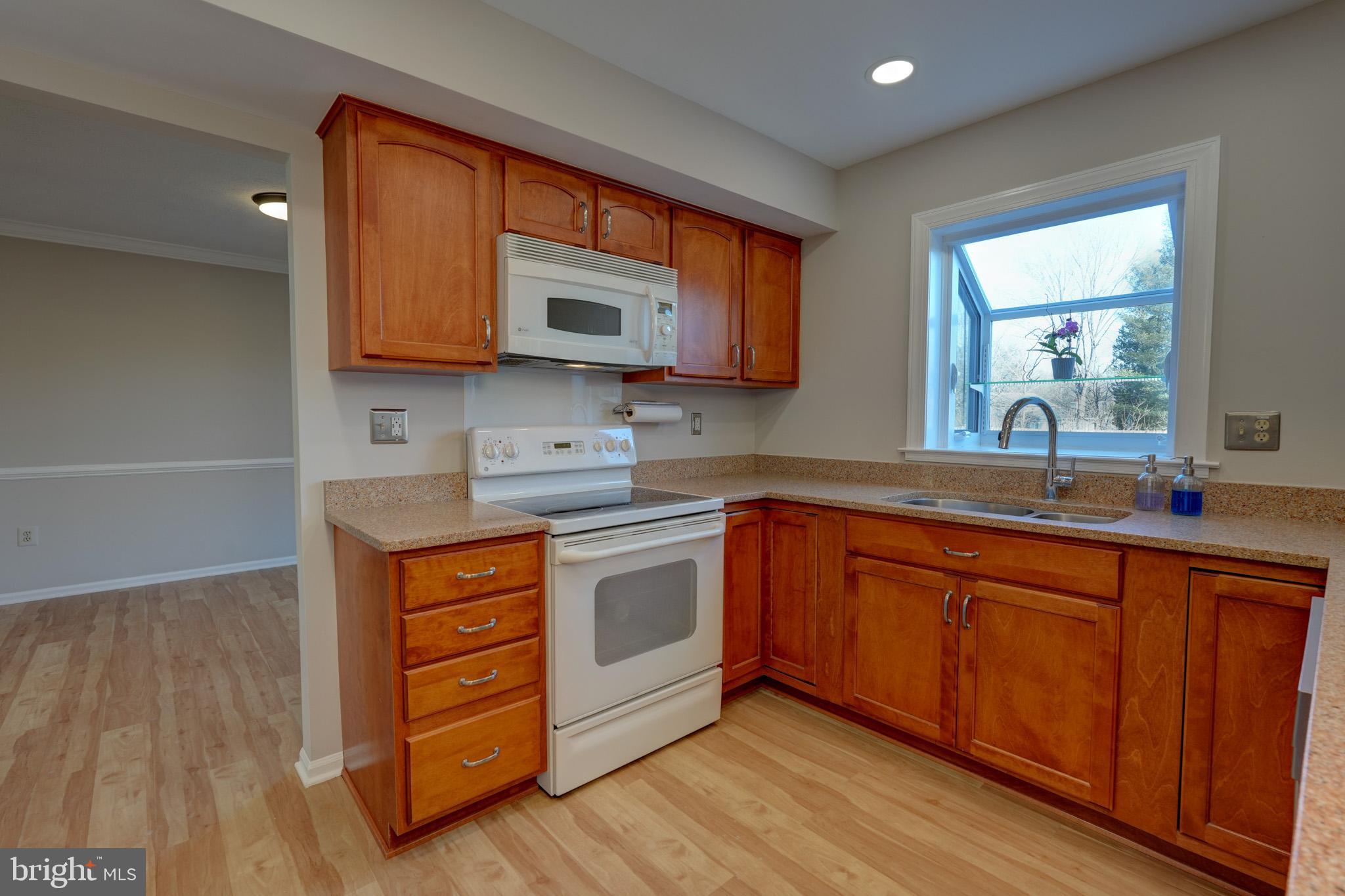 POTOMAC CROSSING - Residential