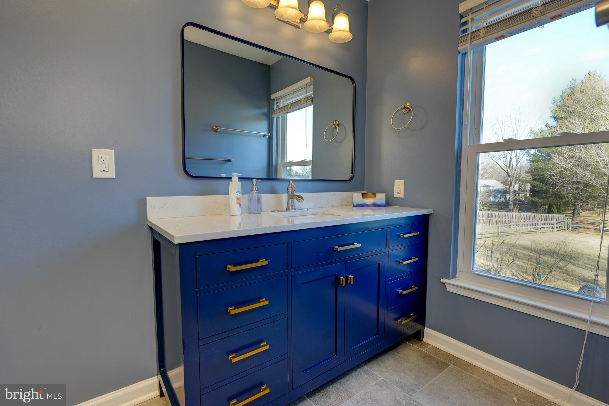 POTOMAC CROSSING - Residential