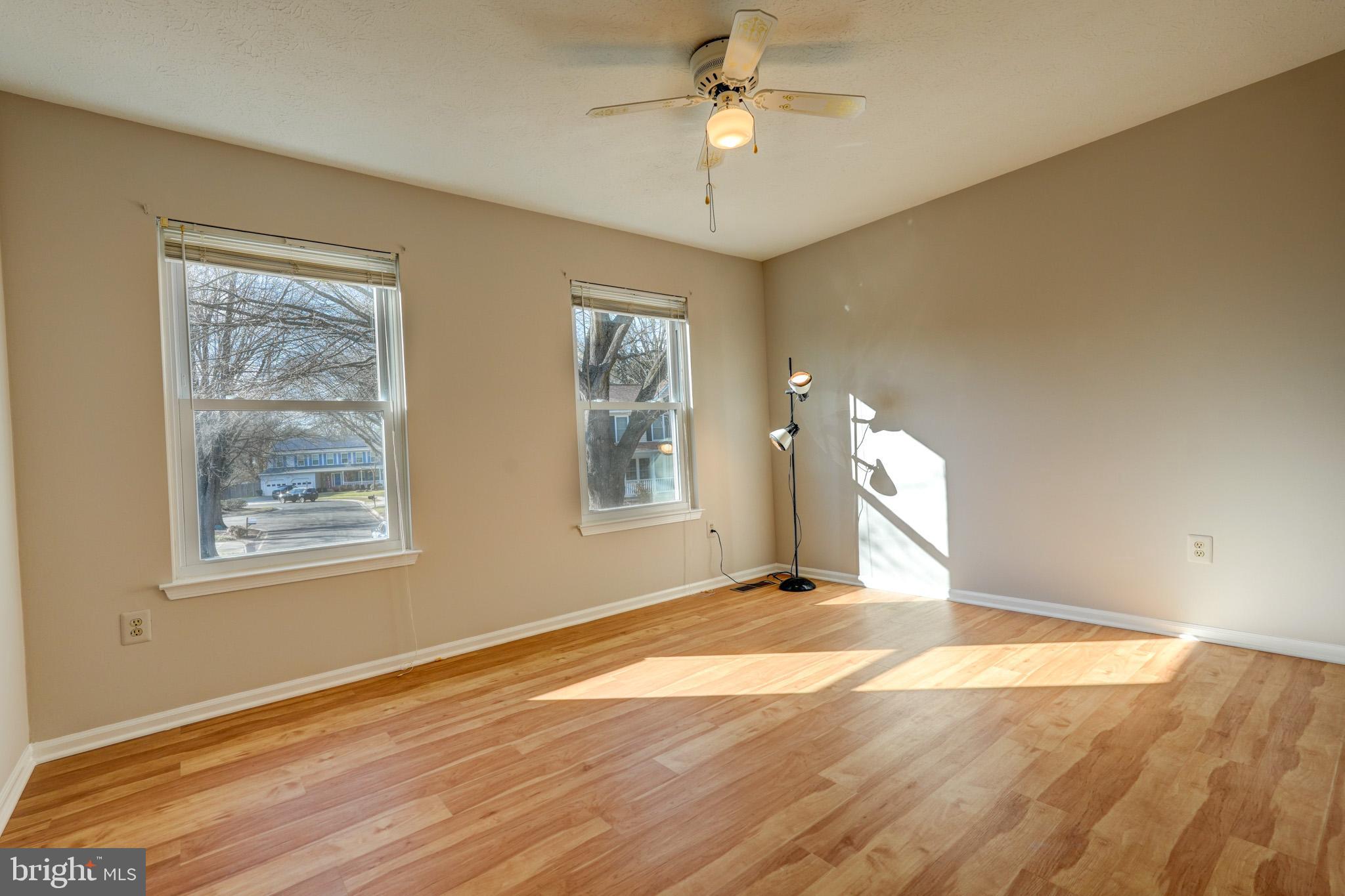 POTOMAC CROSSING - Residential