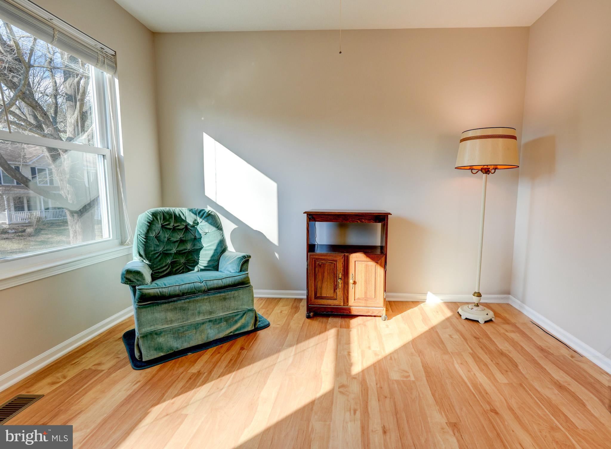 POTOMAC CROSSING - Residential