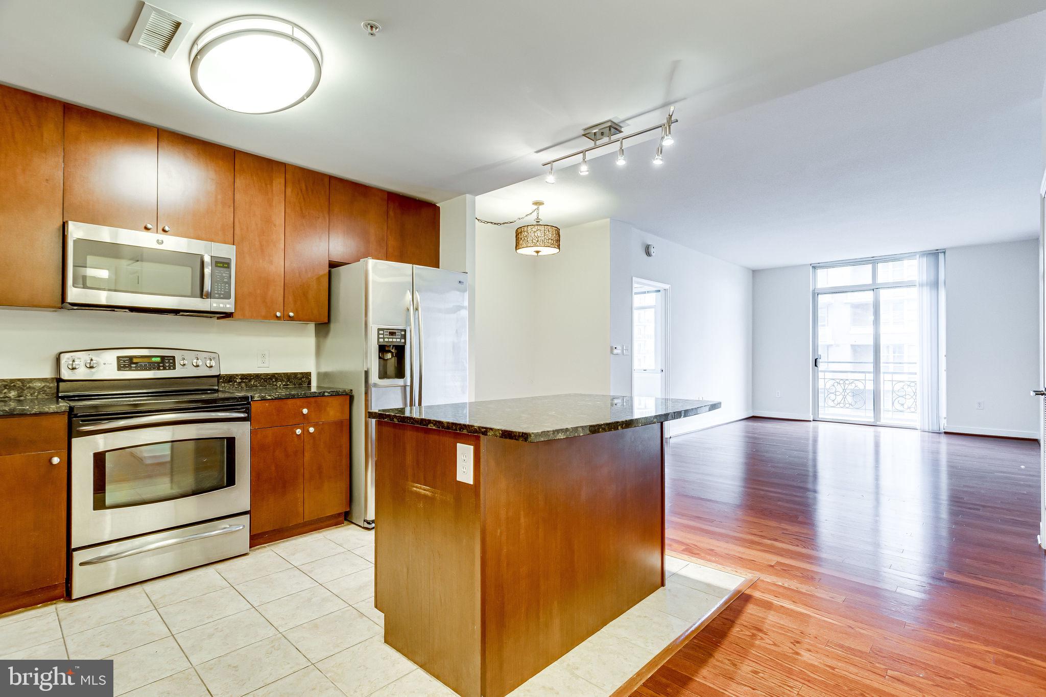 NATIONAL HARBOR - Residential