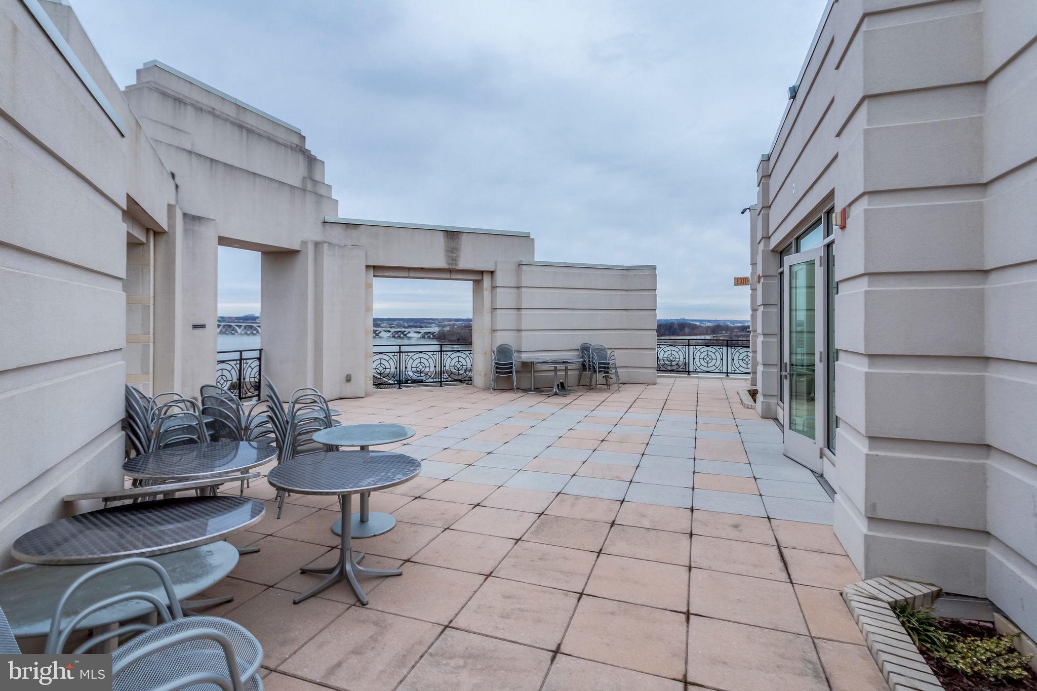 NATIONAL HARBOR - Residential