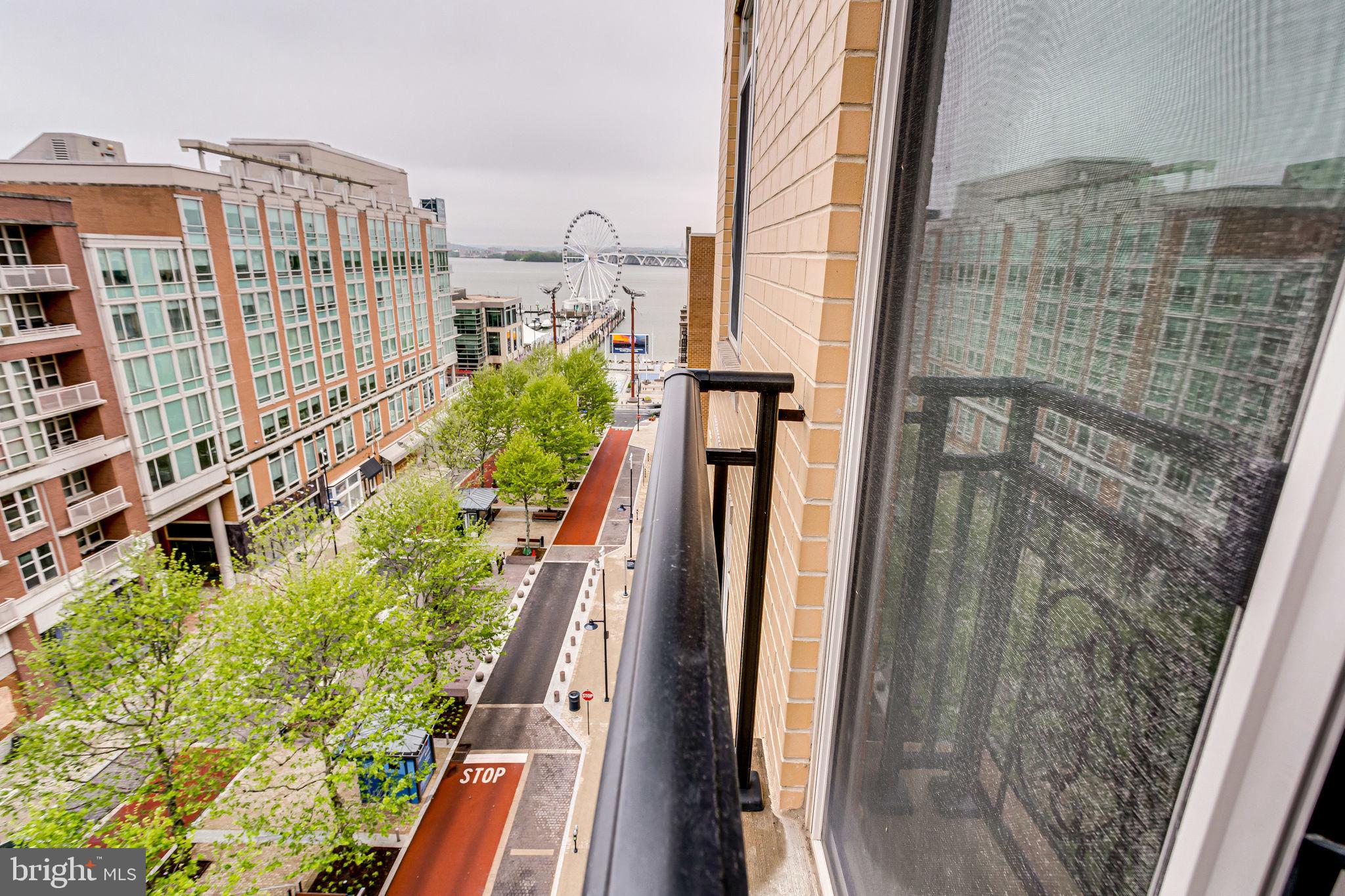 NATIONAL HARBOR - Residential