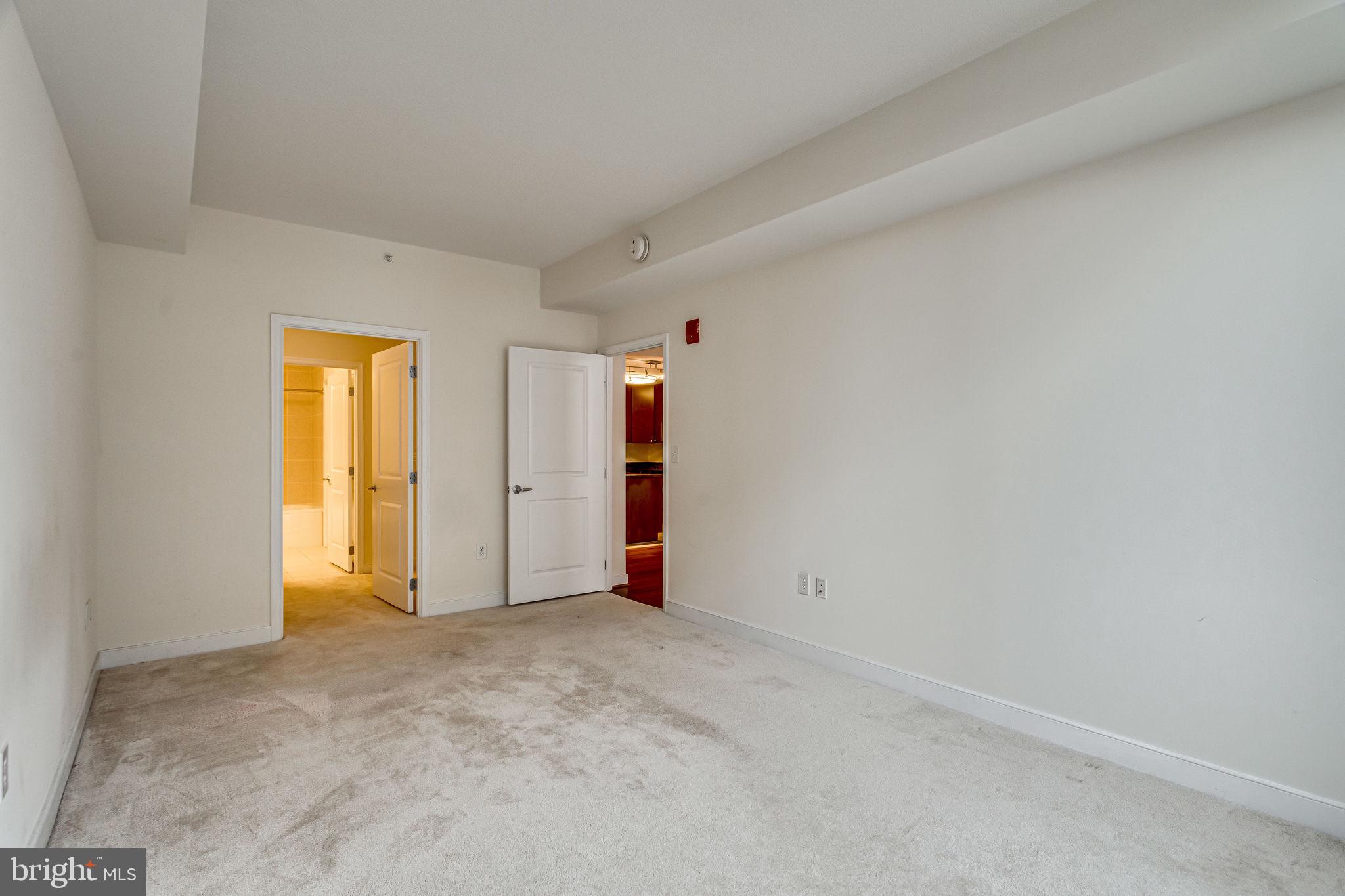 NATIONAL HARBOR - Residential