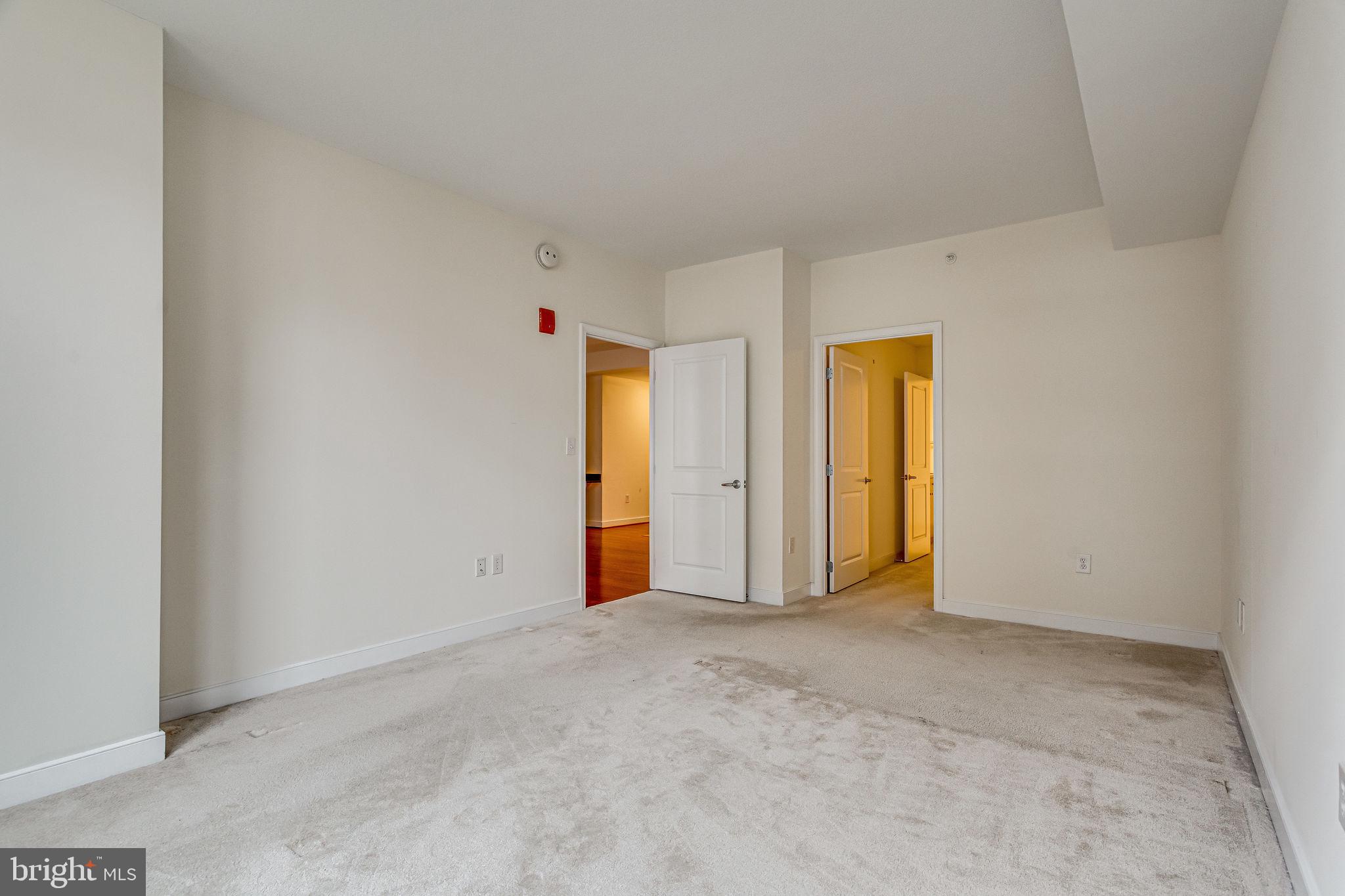 NATIONAL HARBOR - Residential