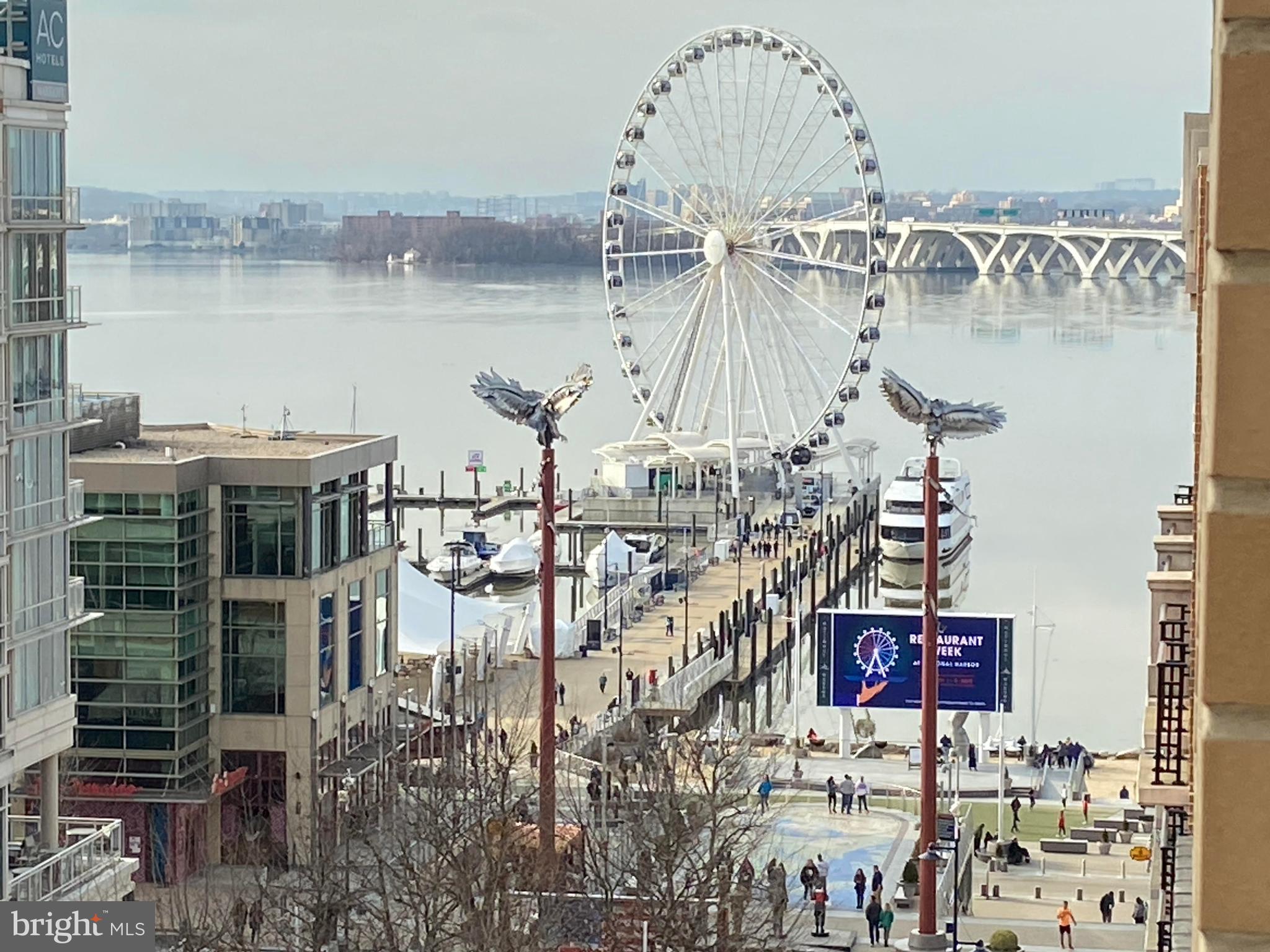 NATIONAL HARBOR - Residential