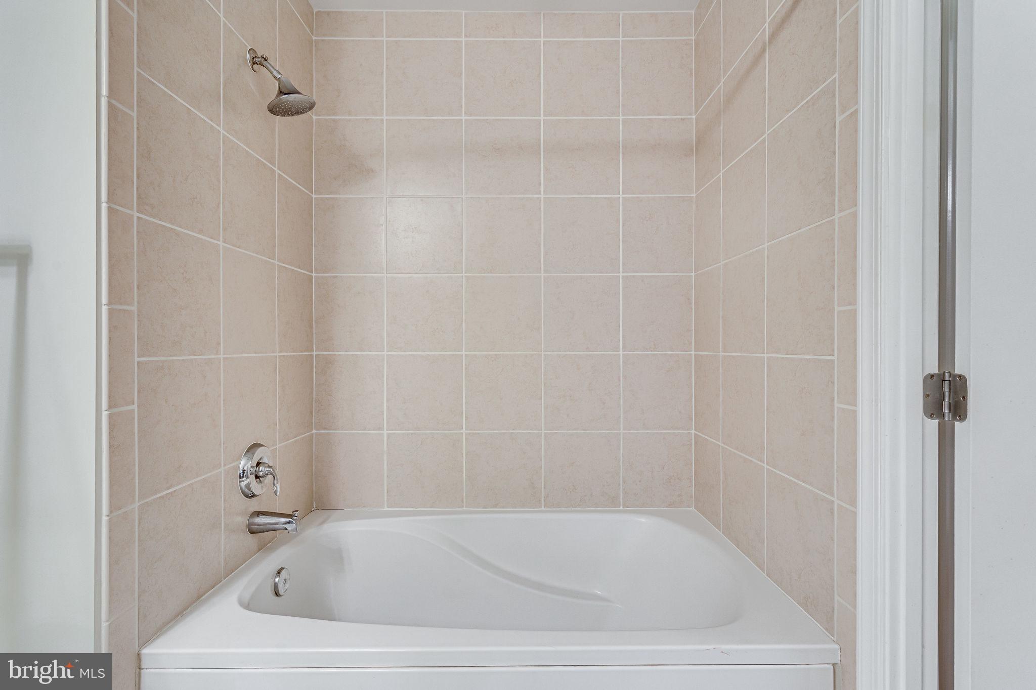 NATIONAL HARBOR - Residential