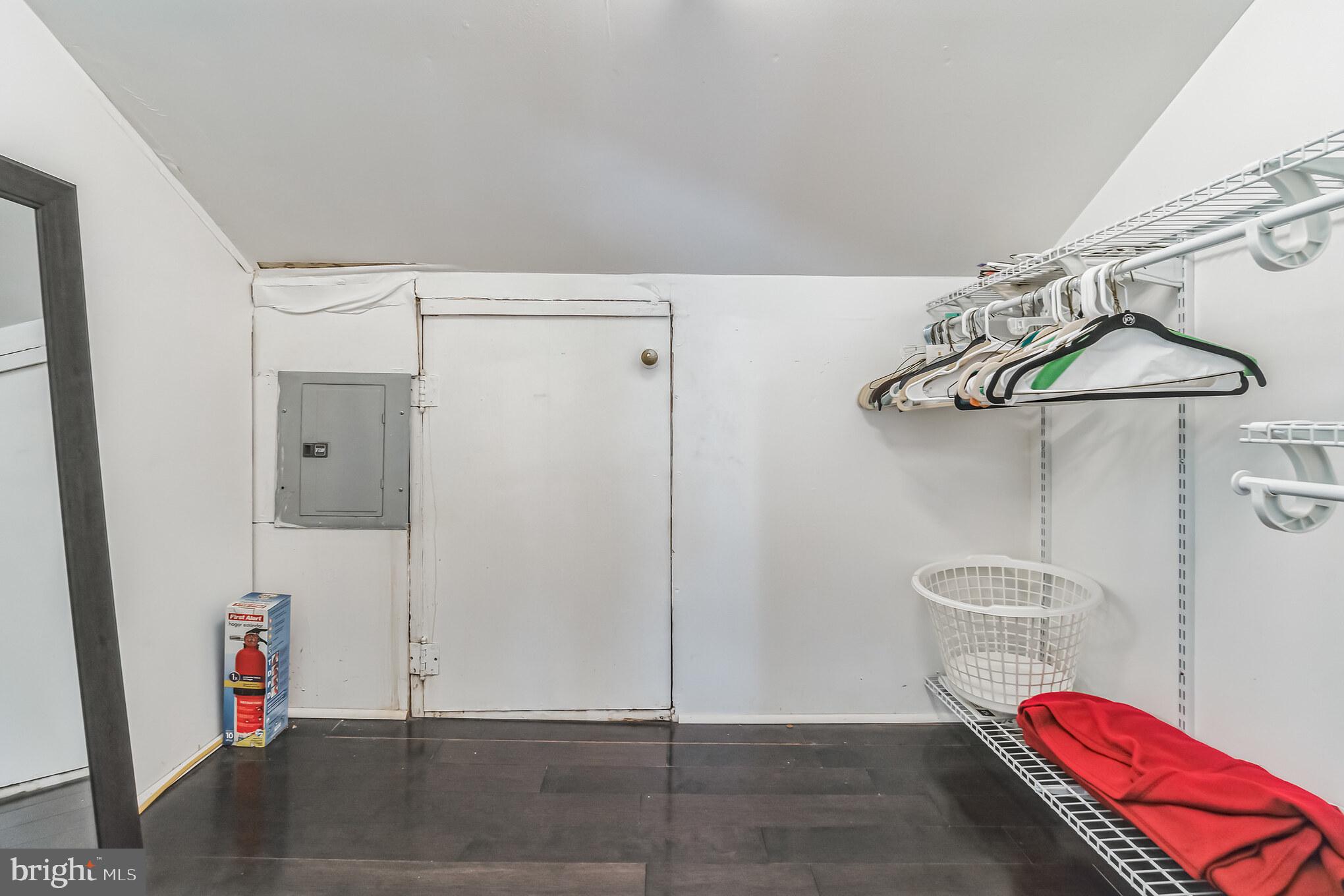 ROXBOROUGH - Residential Lease