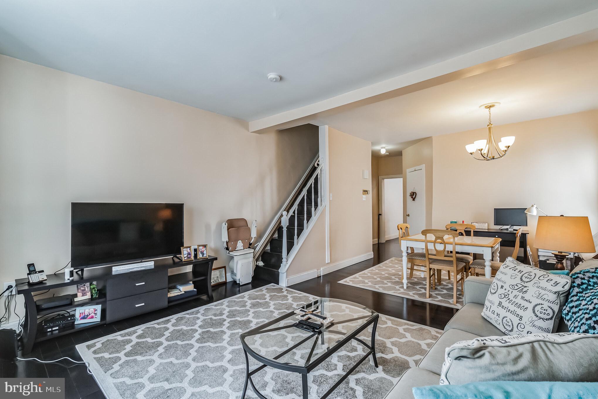 ROXBOROUGH - Residential Lease