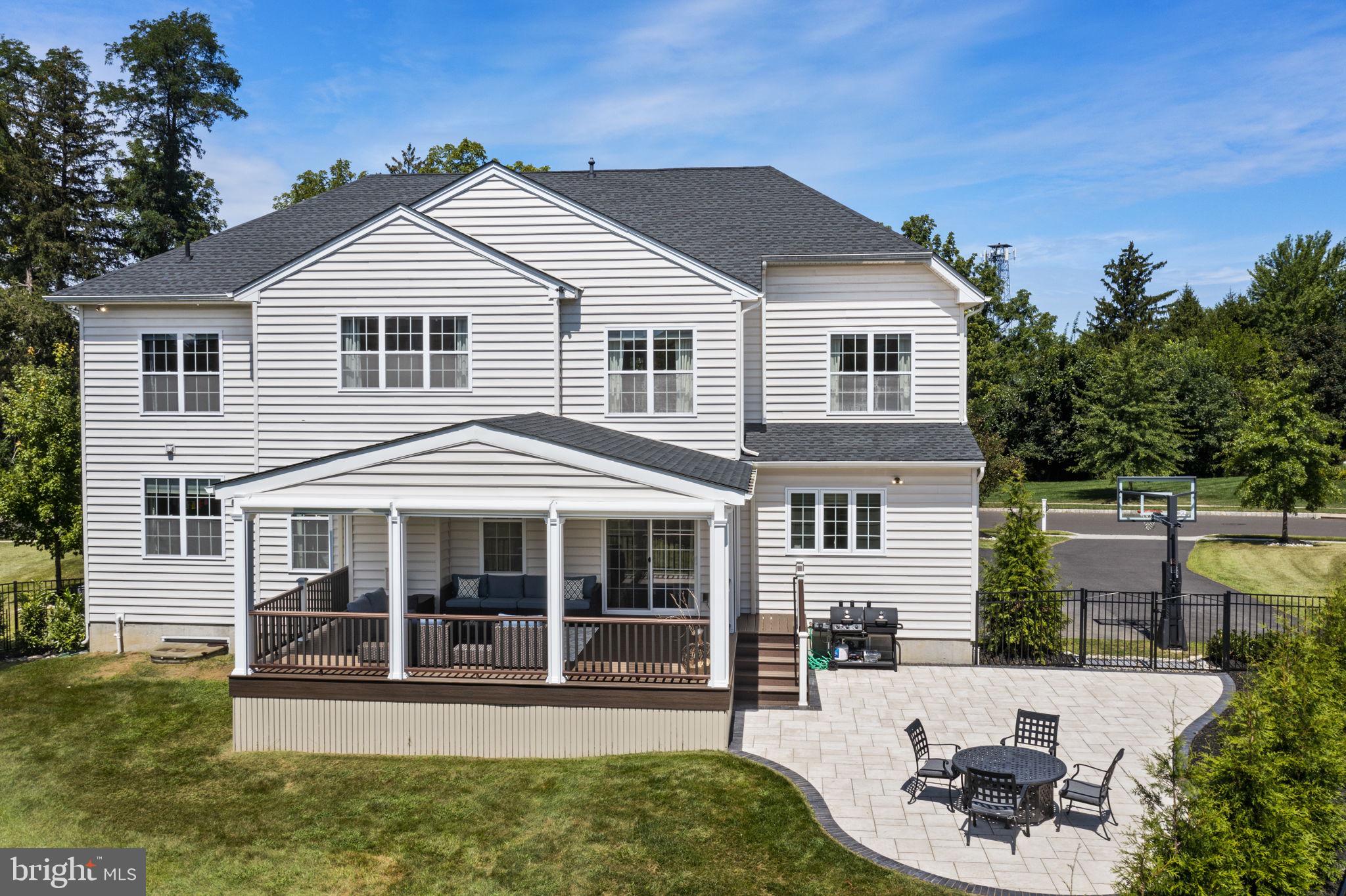 HORSHAM VALLEY ESTAT - Residential