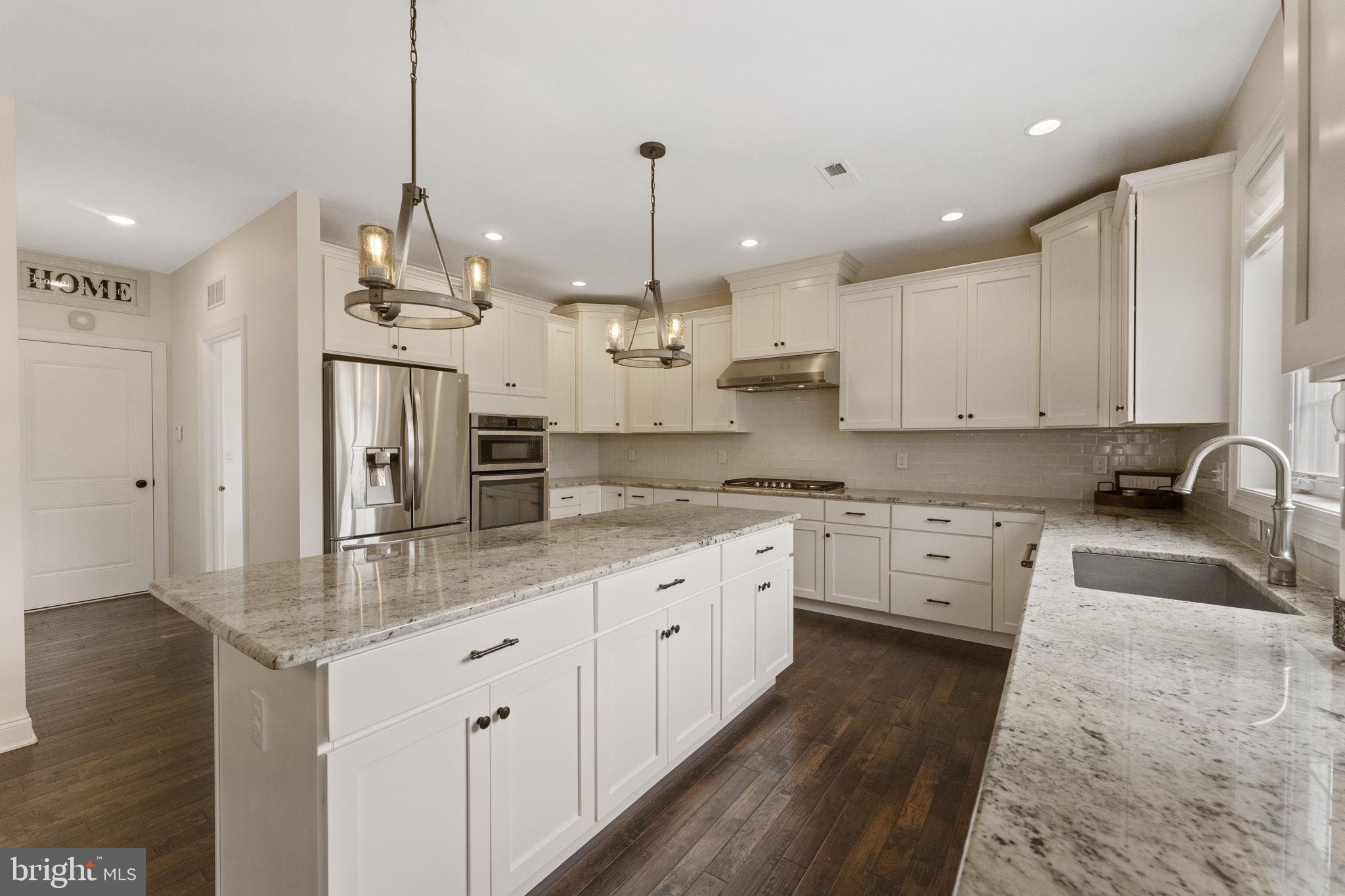 HORSHAM VALLEY ESTAT - Residential