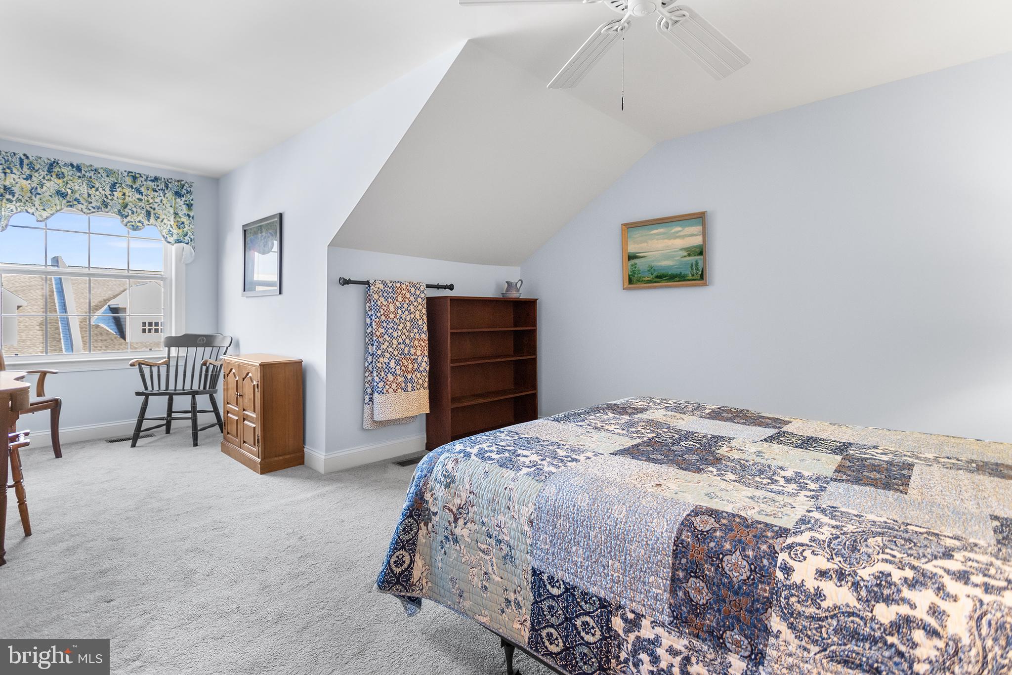 BELMONT - Residential