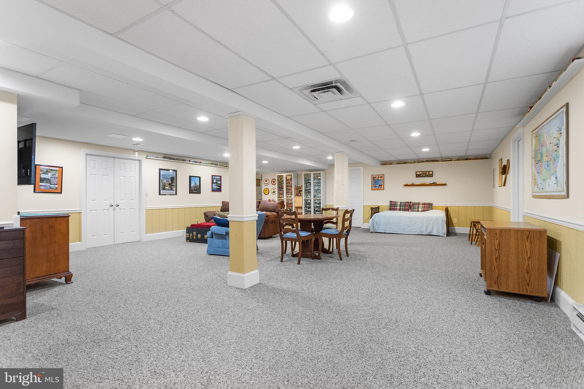 BELMONT - Residential