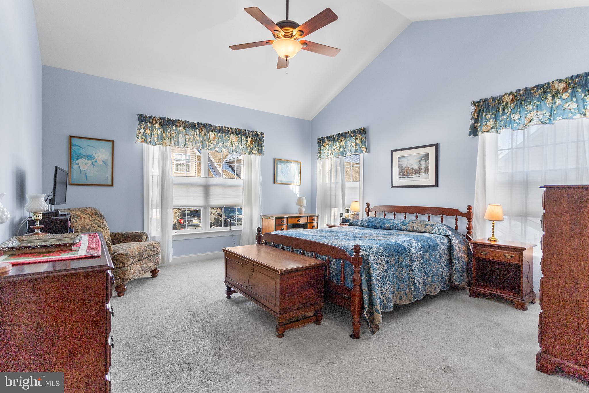 BELMONT - Residential