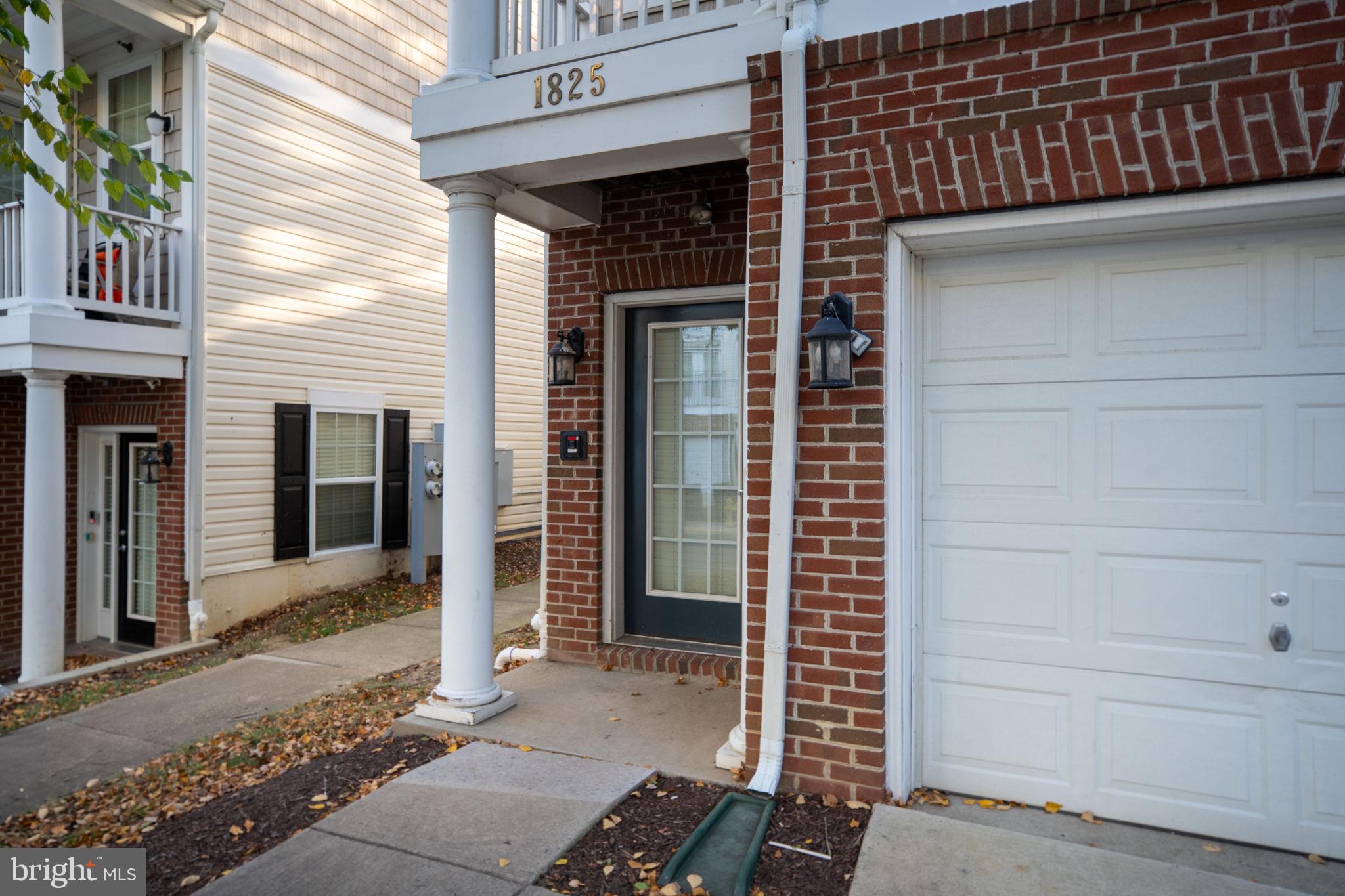 1825 CEDAR COVE WAY 201