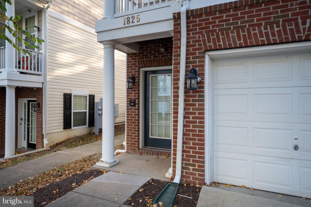 Photo of 1825 Cedar Cove Way #201, WOODBRIDGE, VA 22191 (MLS # VAPW2106668)