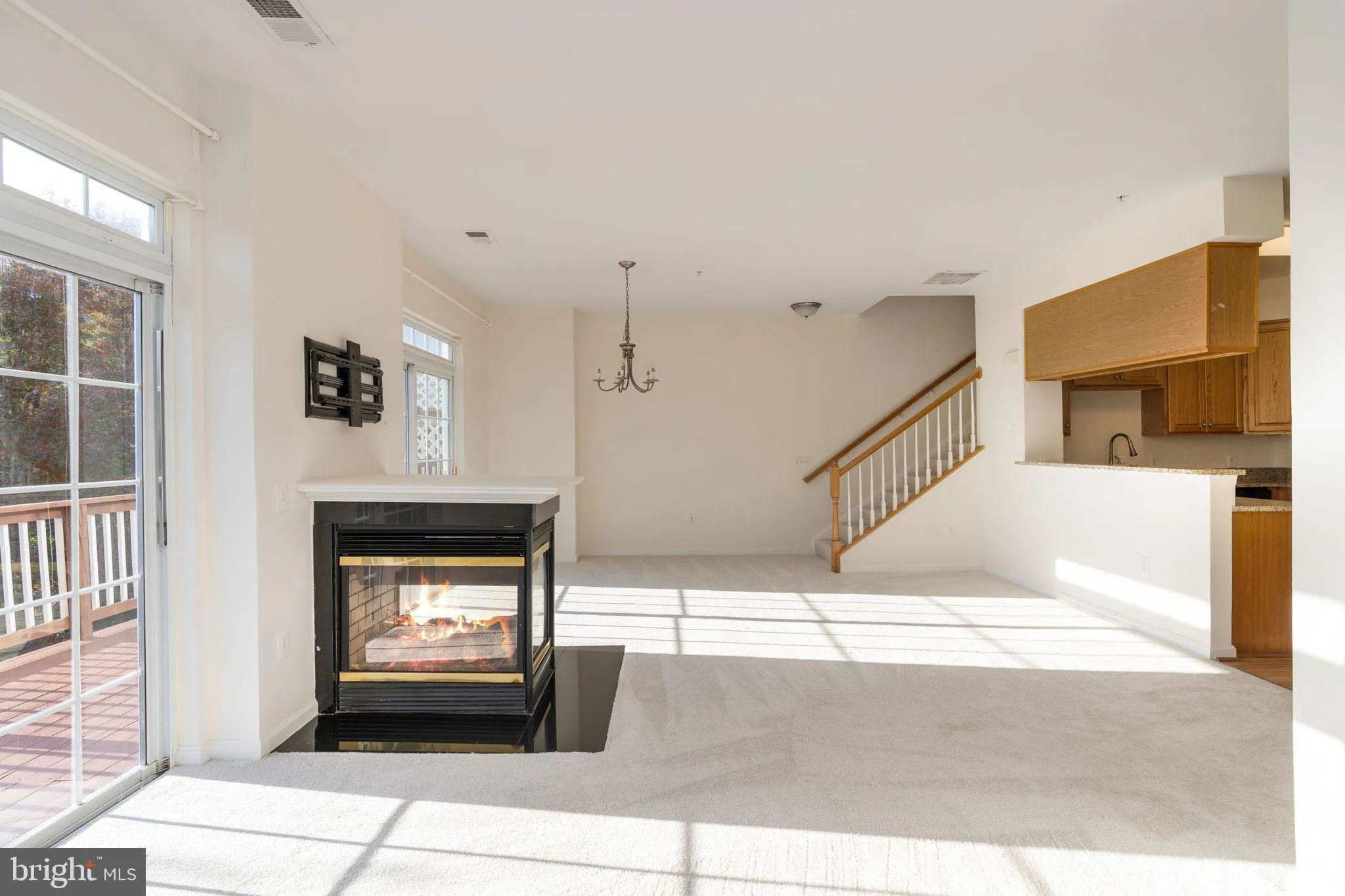 Woodbridge, Virginia 22191, United States, 3 Bedrooms Bedrooms, ,3 BathroomsBathrooms,Residential,Coming Soon,232499